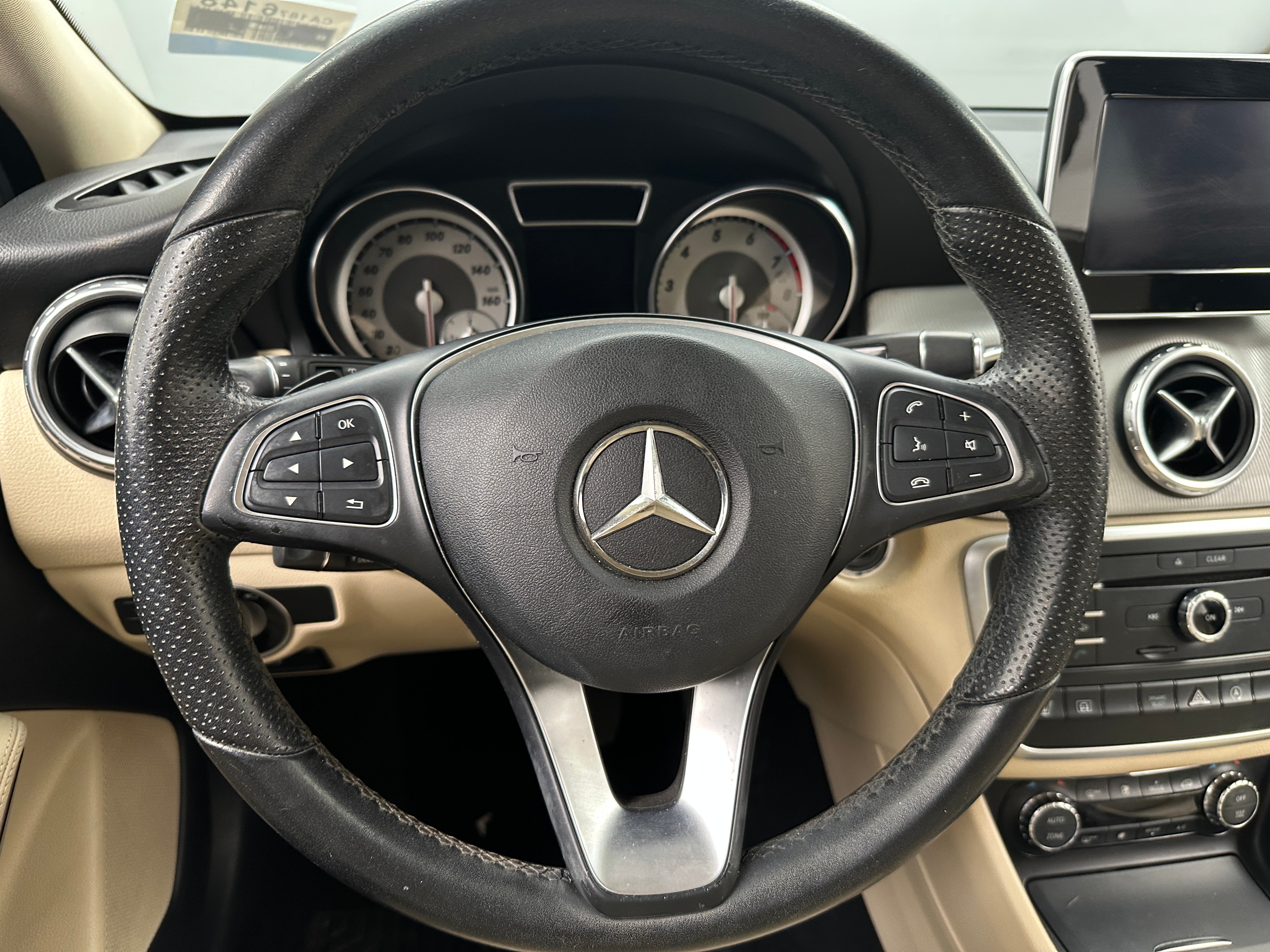 2016 Mercedes-Benz GLA 250 4MATIC 5