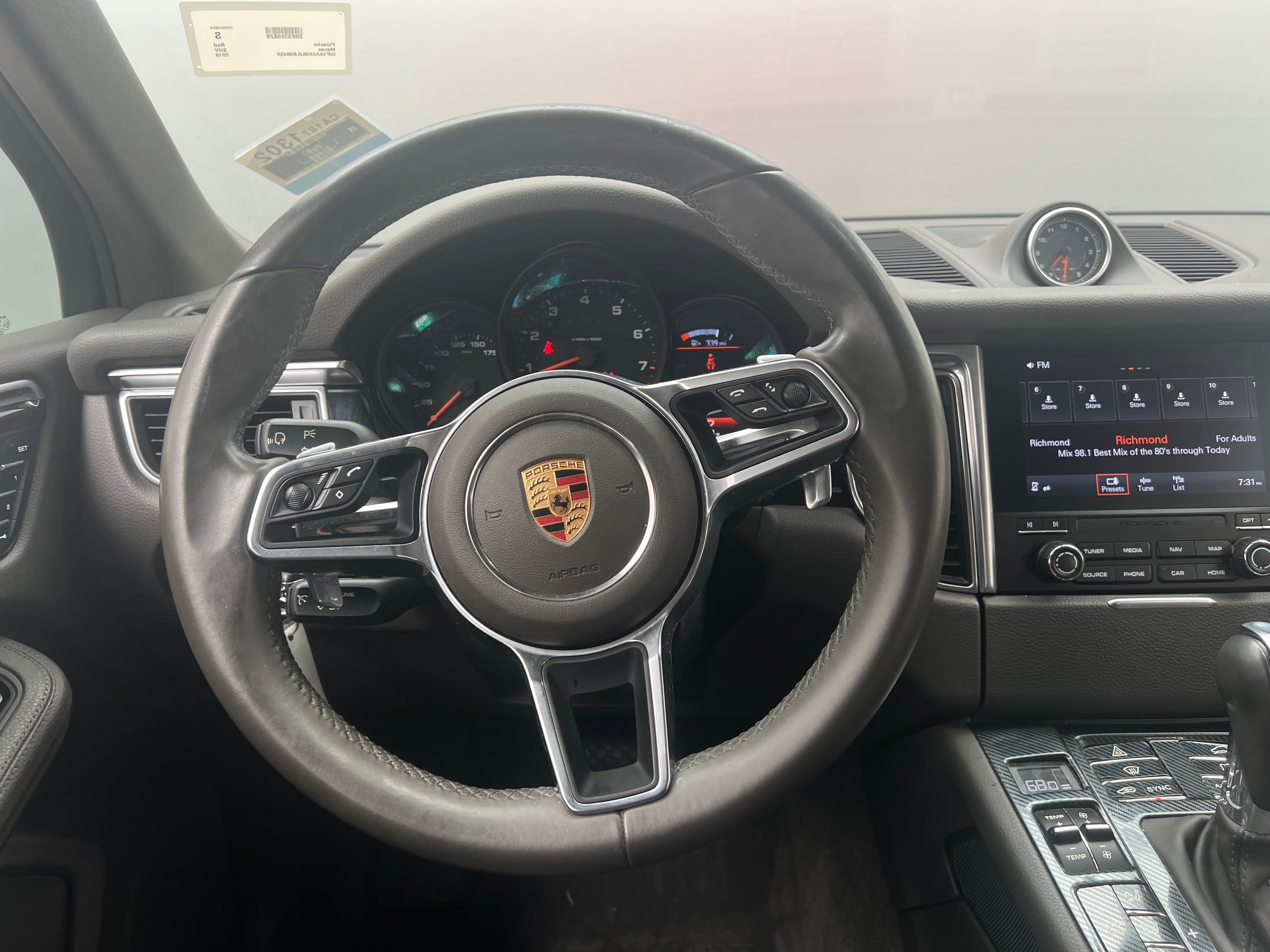 2018 Porsche Macan Base 5