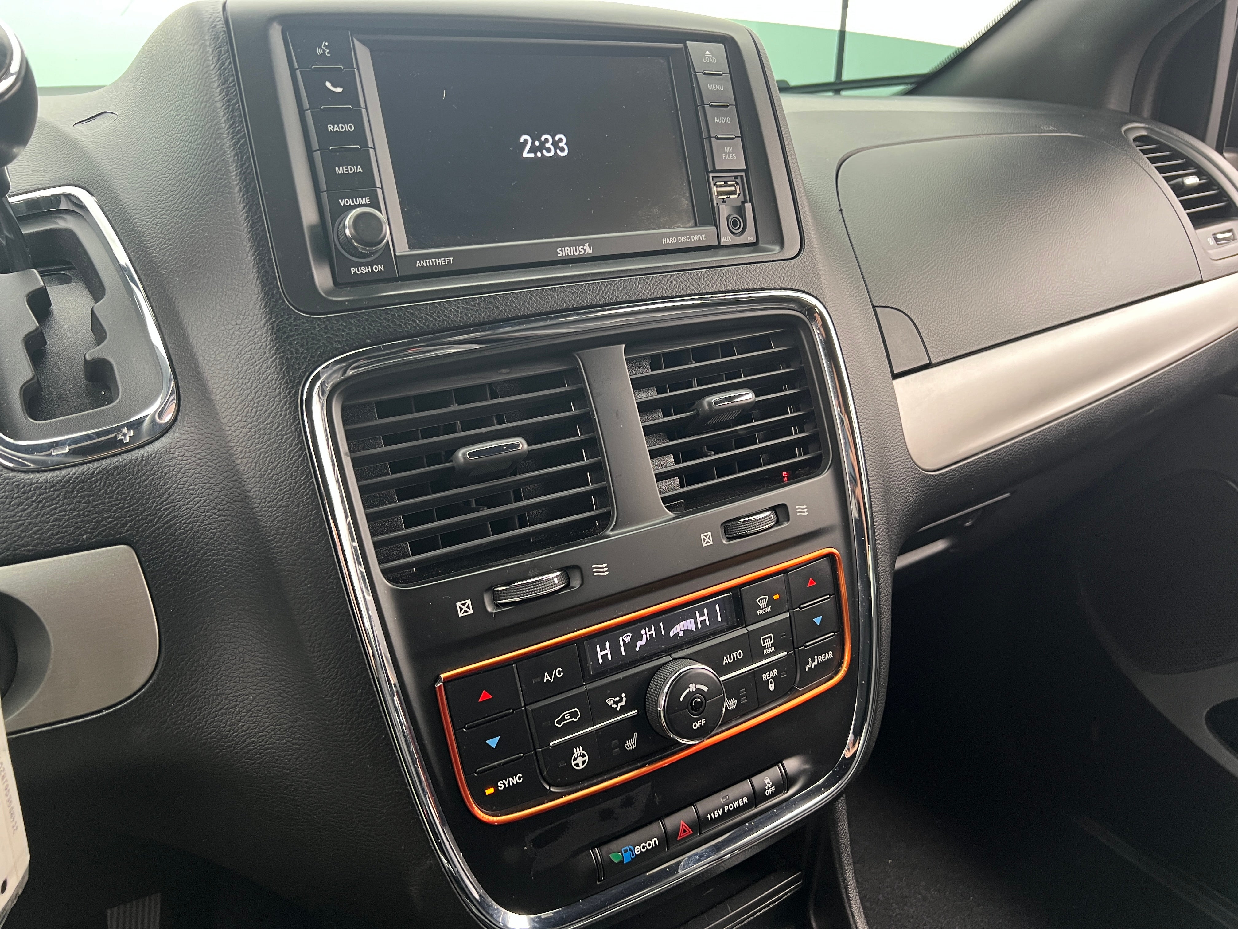 2018 Dodge Grand Caravan SE 3