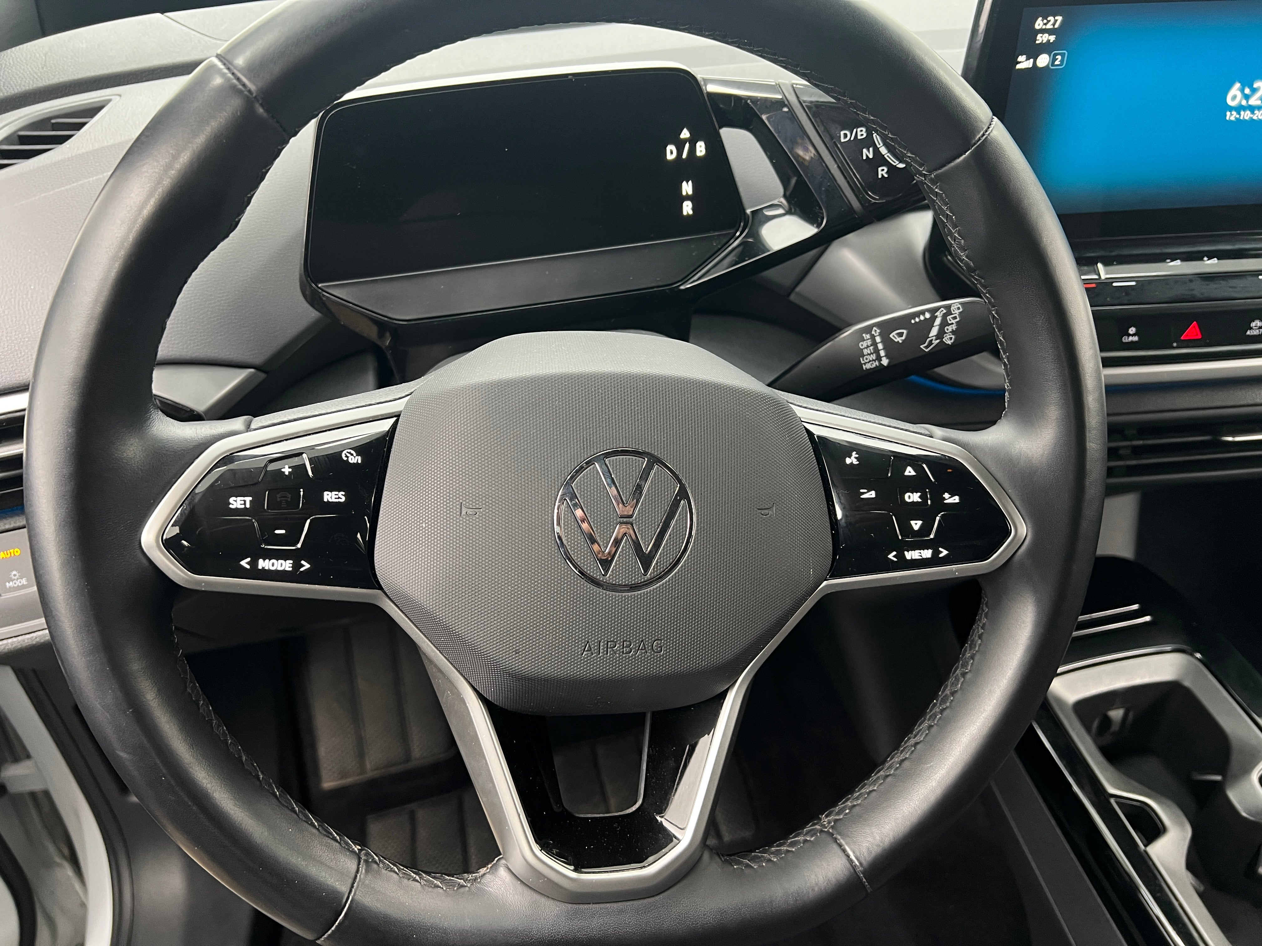 2022 Volkswagen ID.4 Pro 5