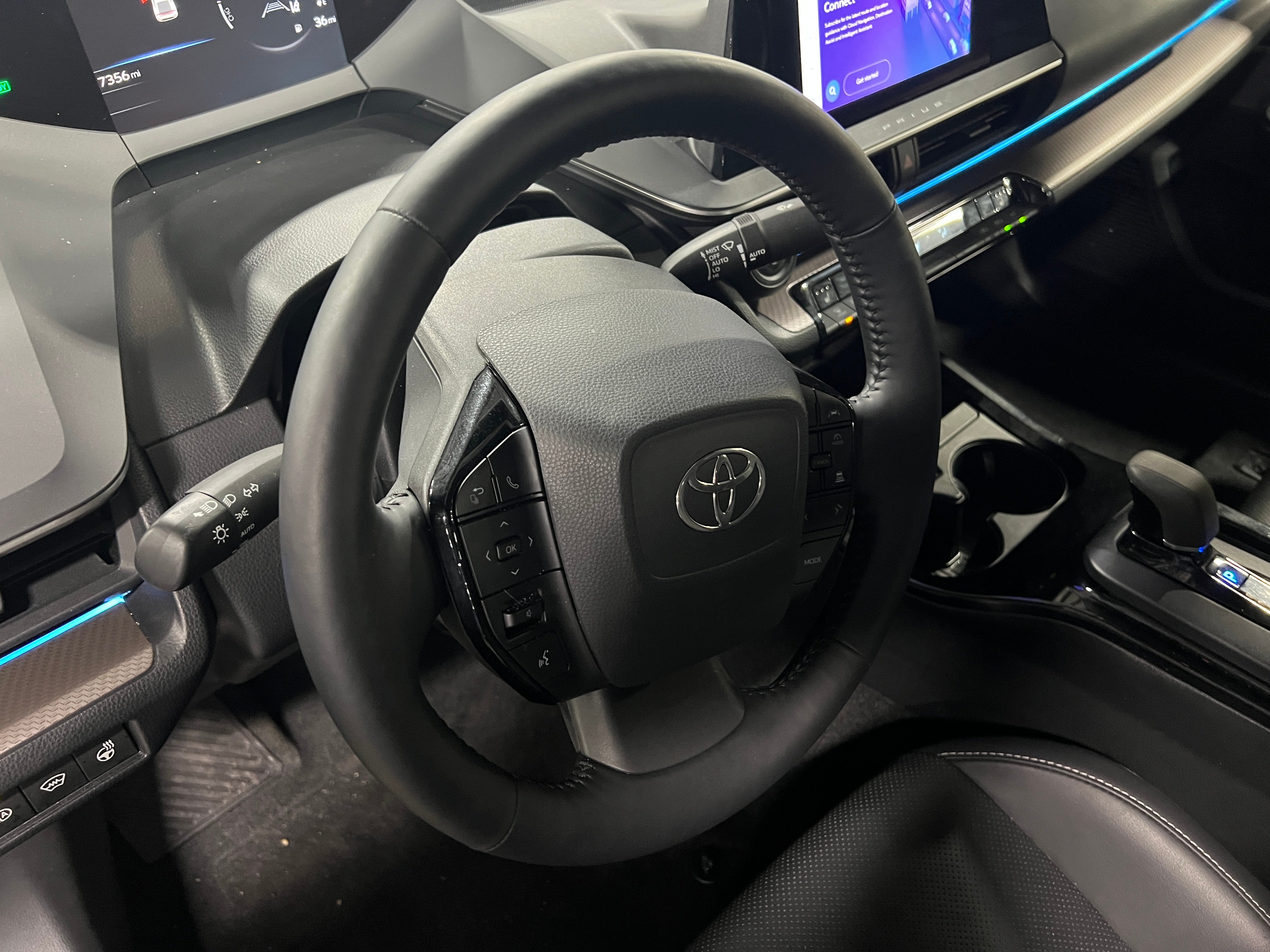 2023 Toyota Prius XLE 5