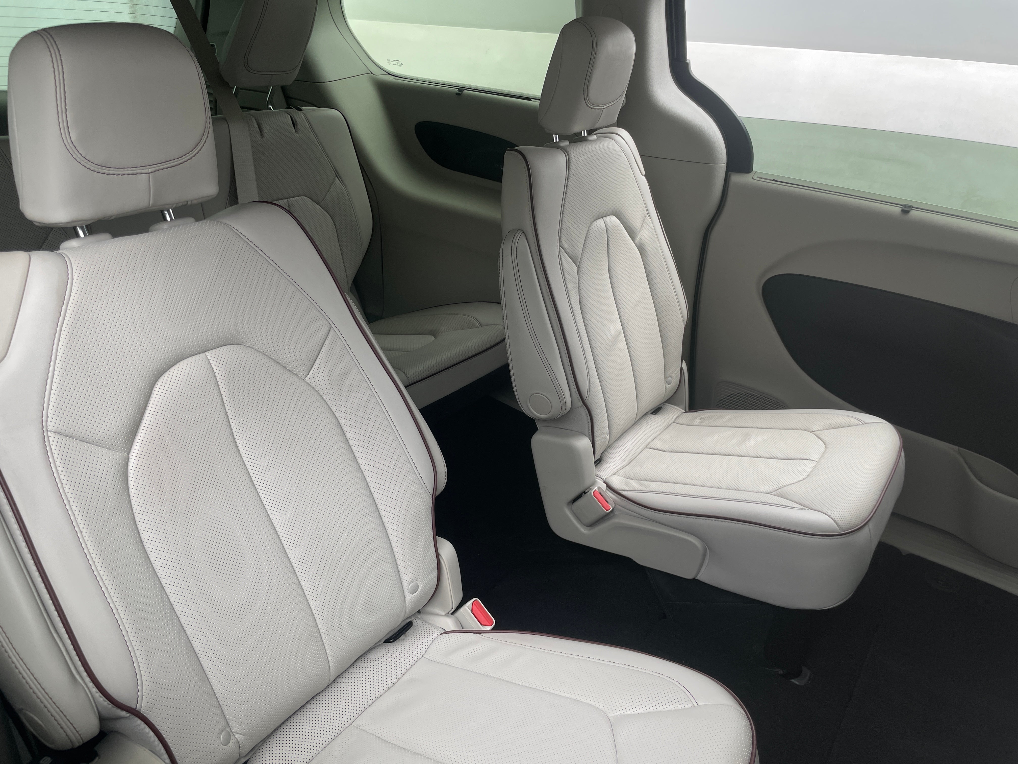 2019 Chrysler Pacifica Limited 5