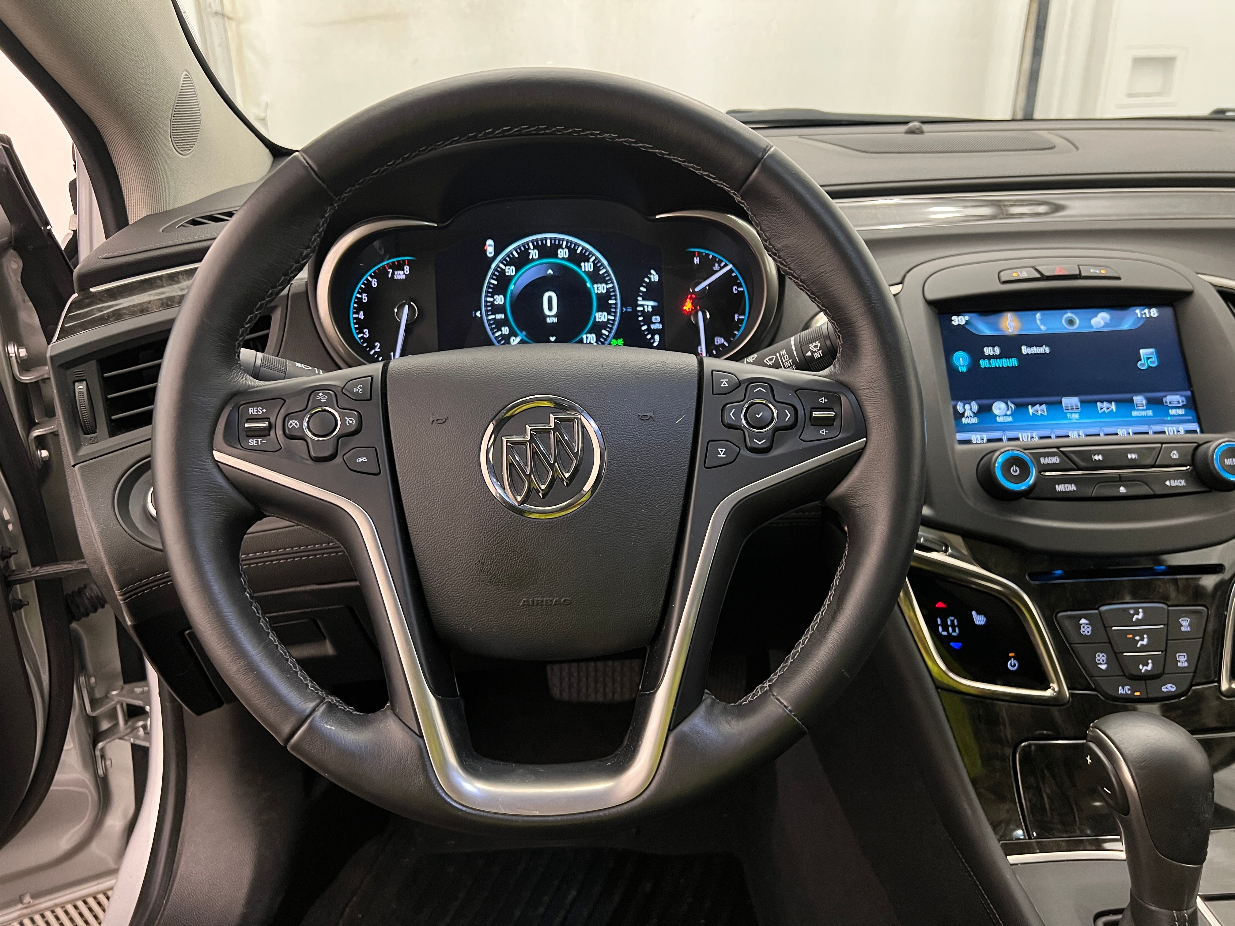 2016 Buick LaCrosse Leather Group 4