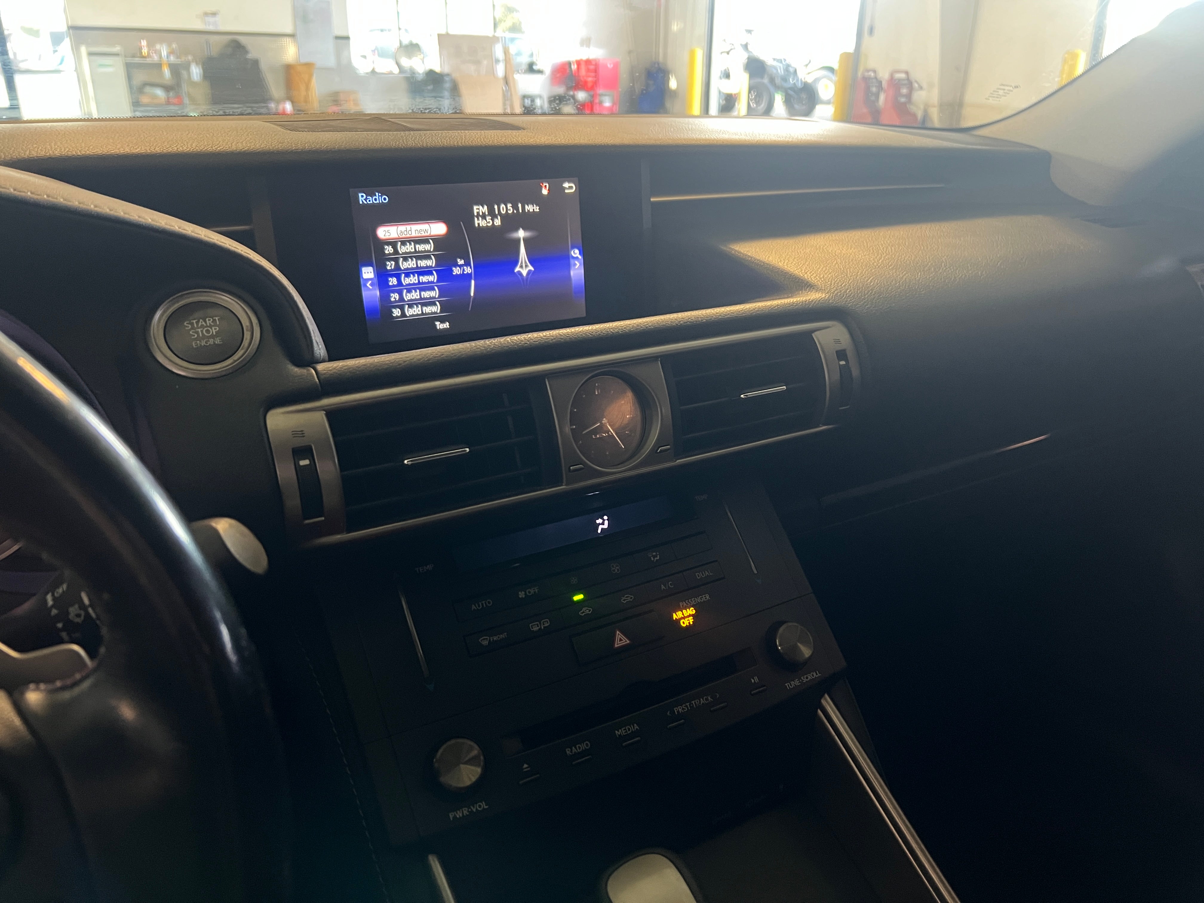 2016 Lexus IS 200t 3