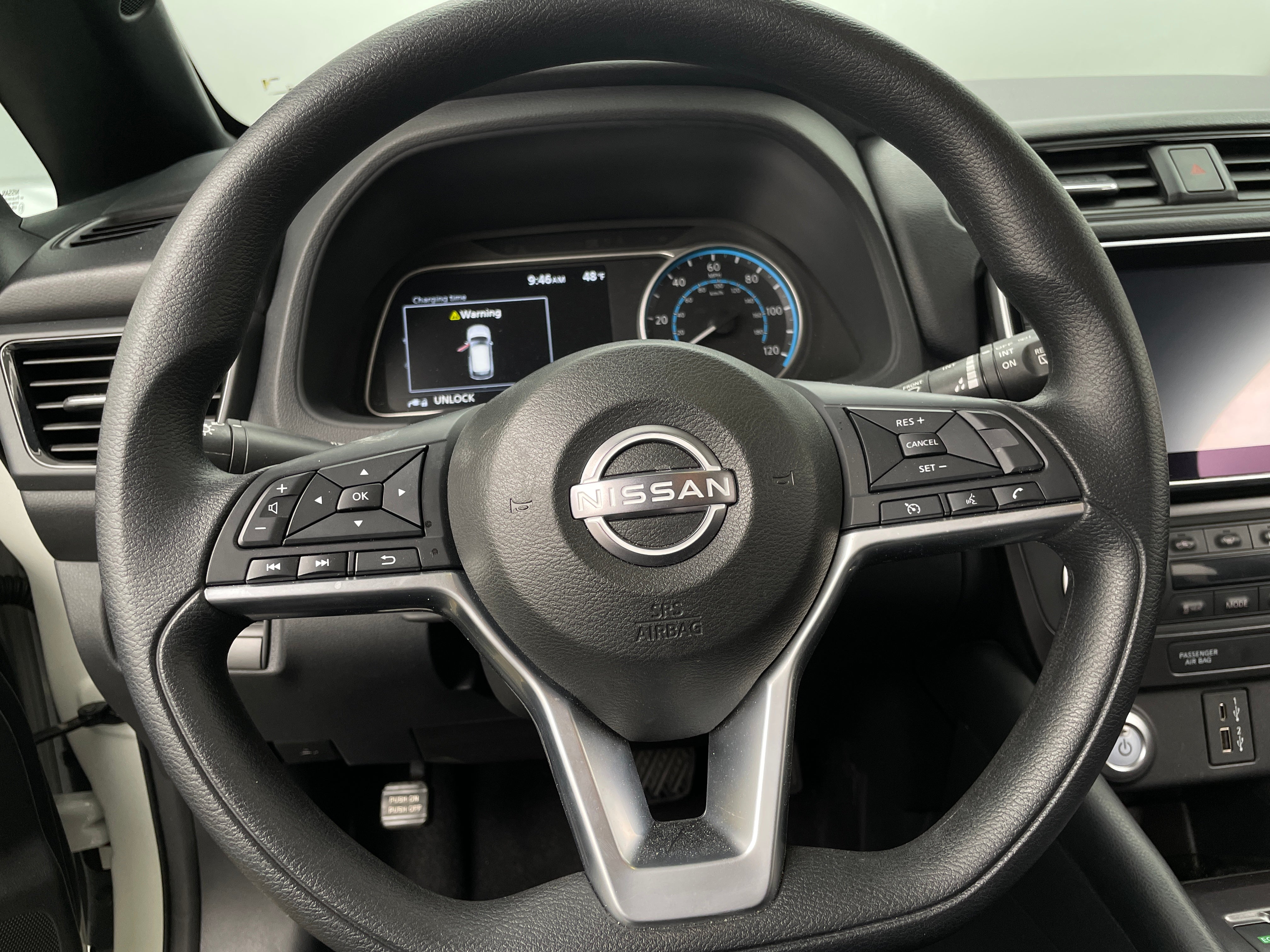 2023 Nissan Leaf S 5