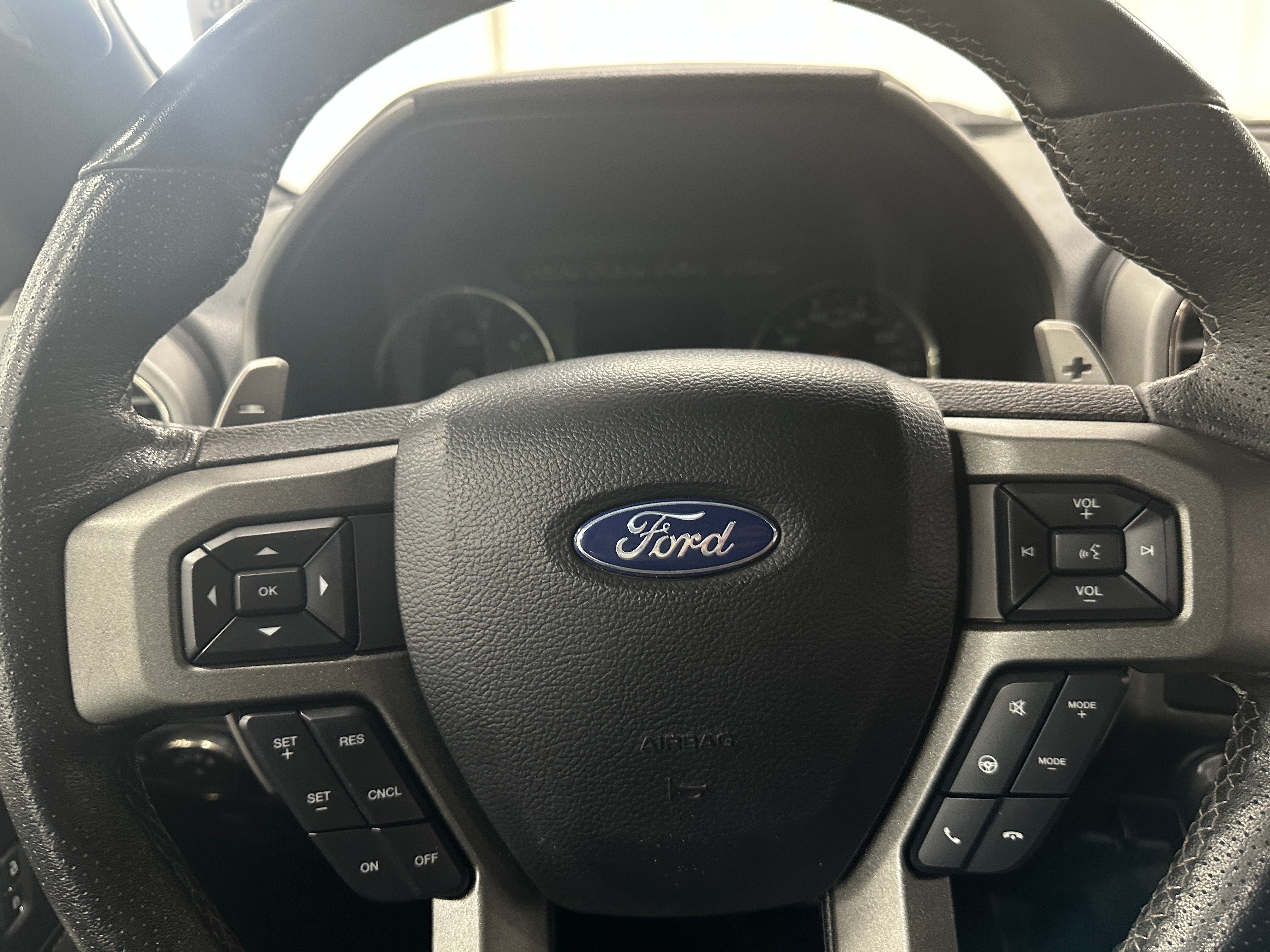 2019 Ford Econoline E-150 5