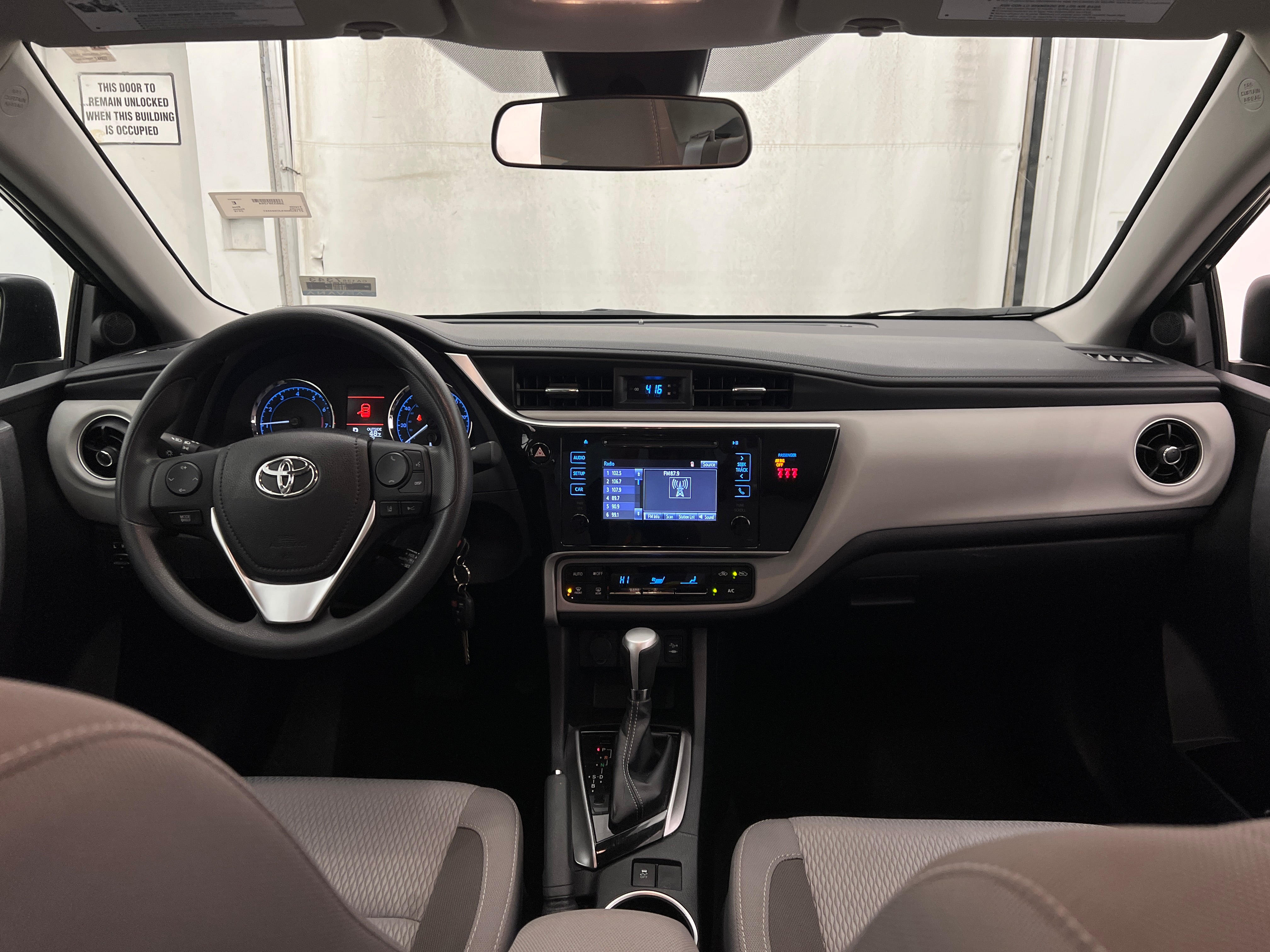 2018 Toyota Corolla LE 3