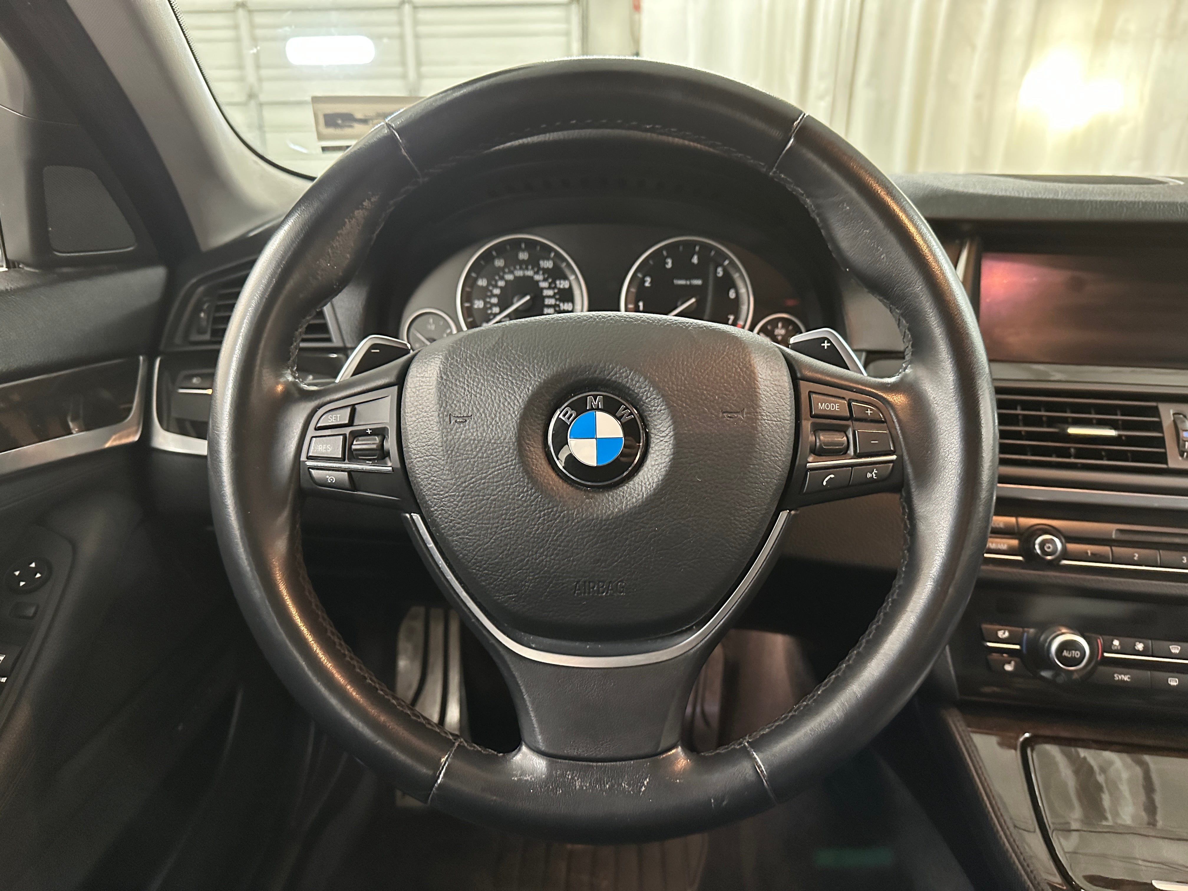 2016 BMW 5 Series 528i 4