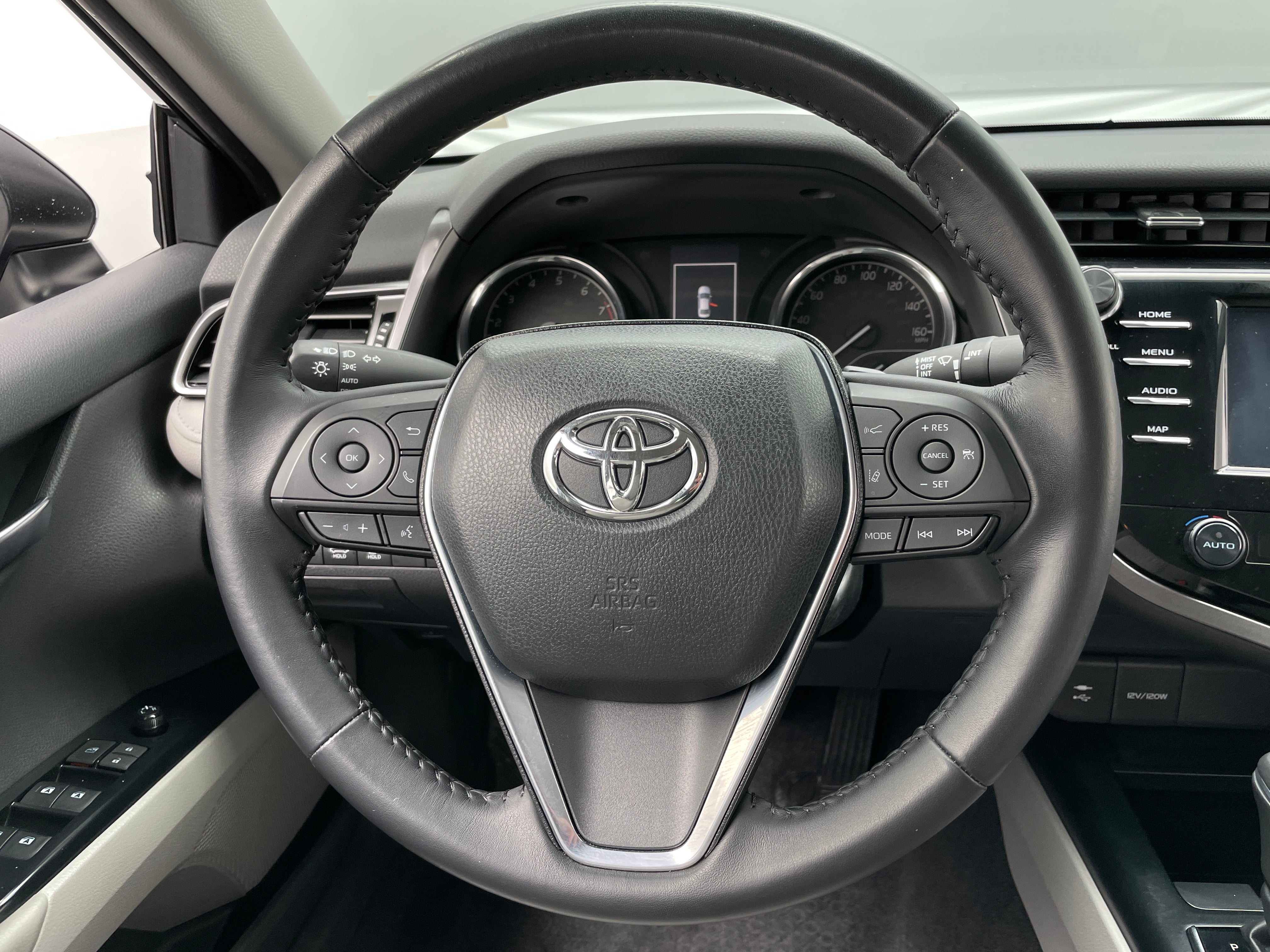 2019 Toyota Camry SE 5