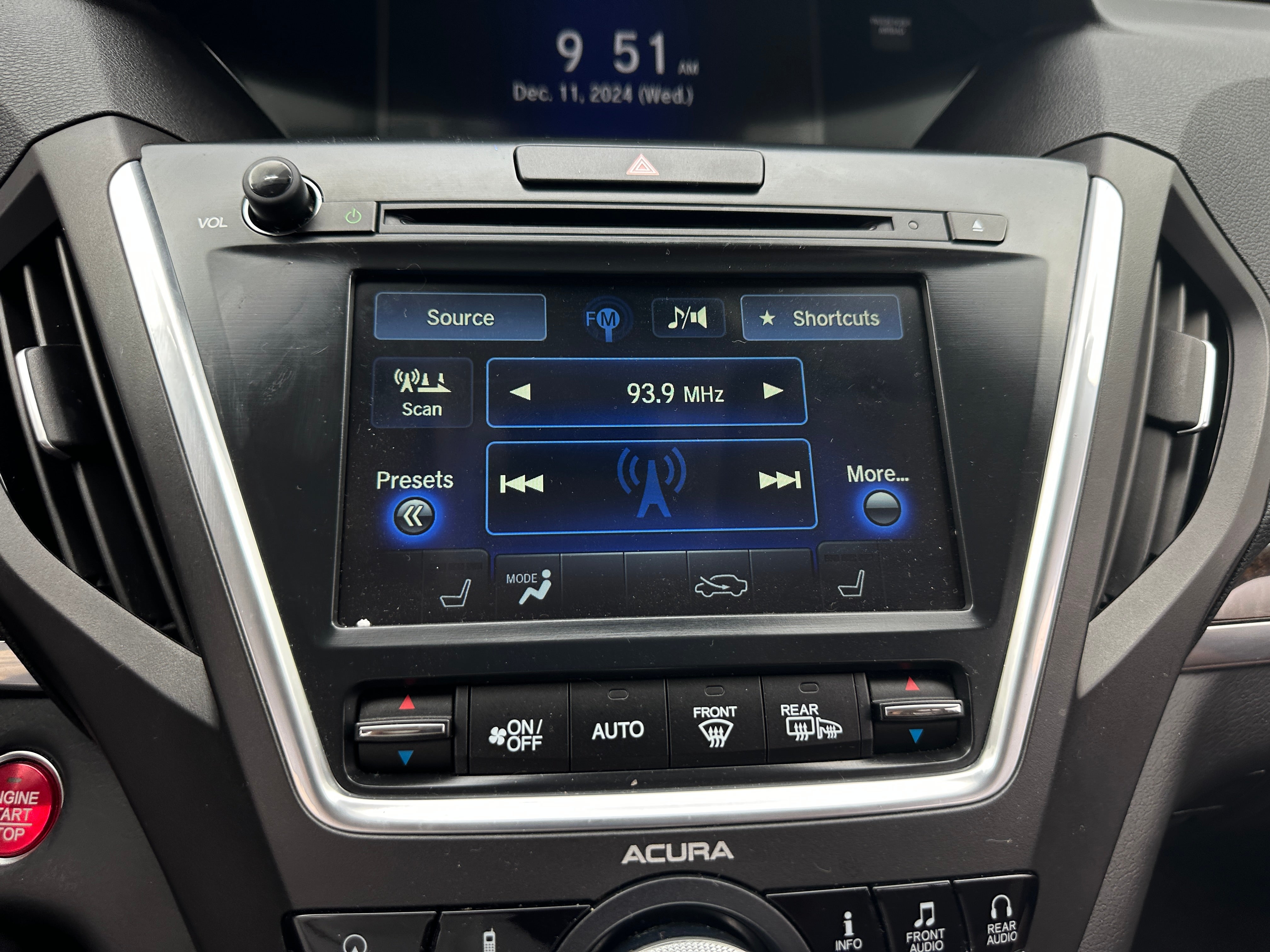 2017 Acura MDX Base 4