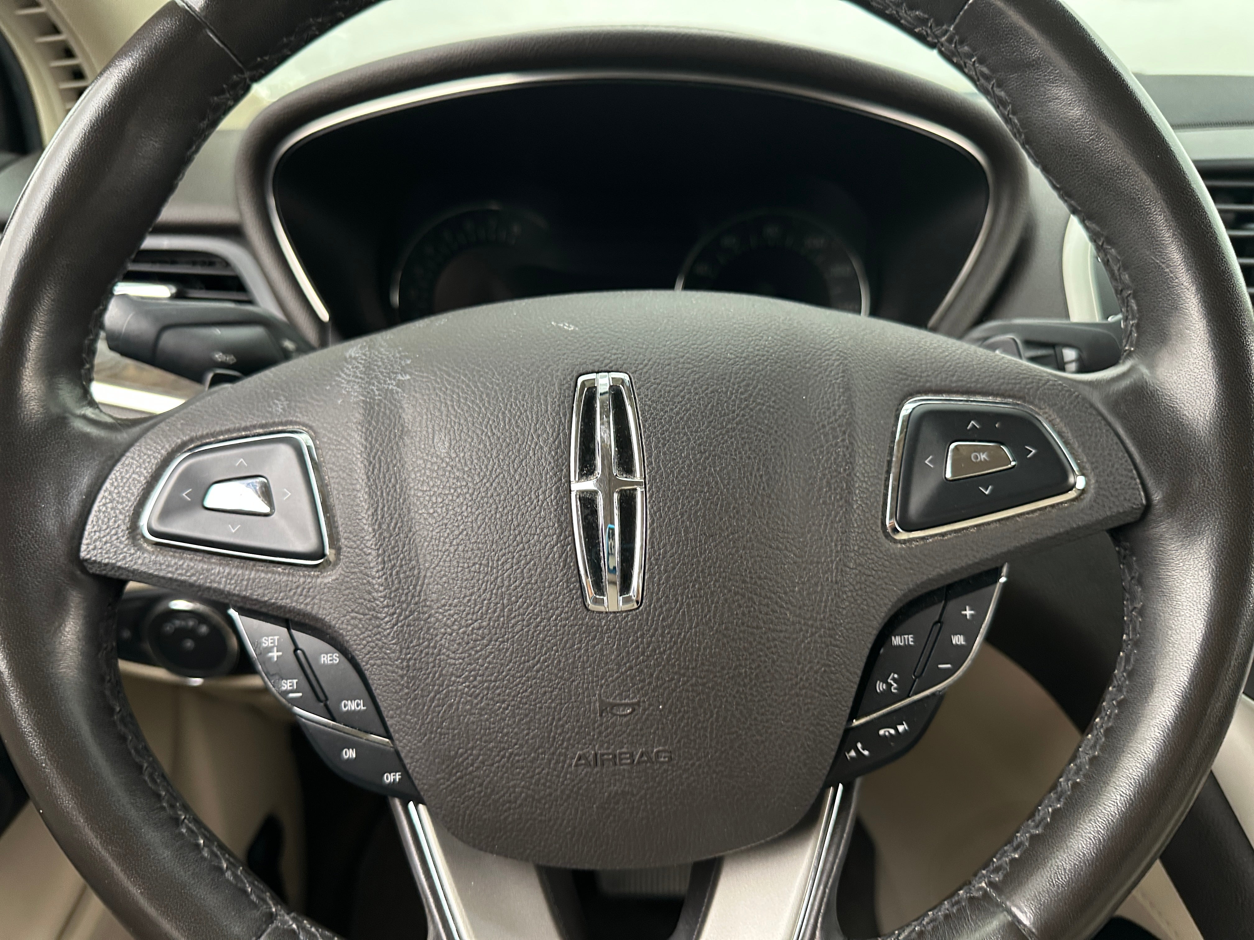 2017 Lincoln MKC Reserve 4