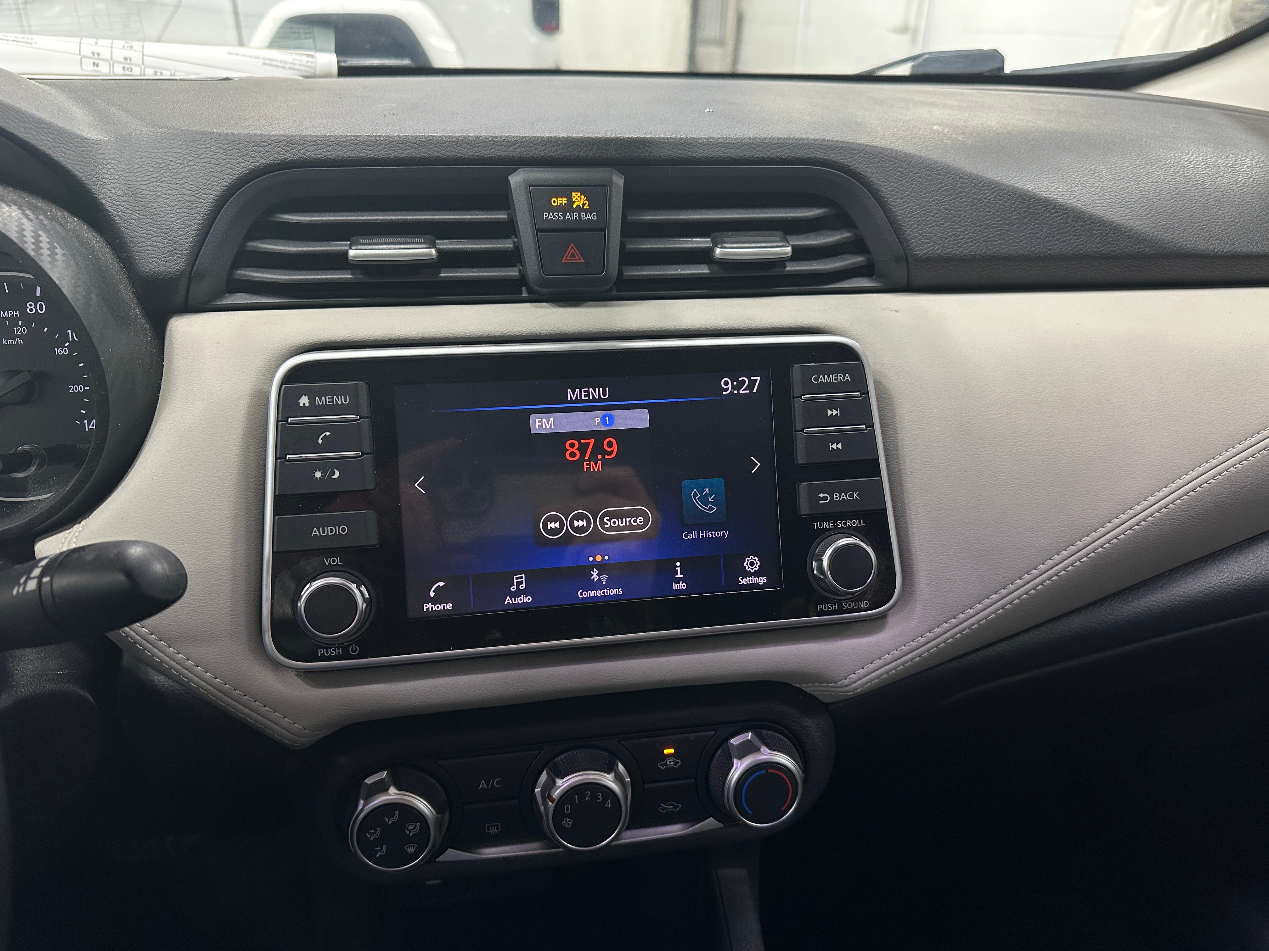 Thumbnail: 2020 Nissan Versa - 4