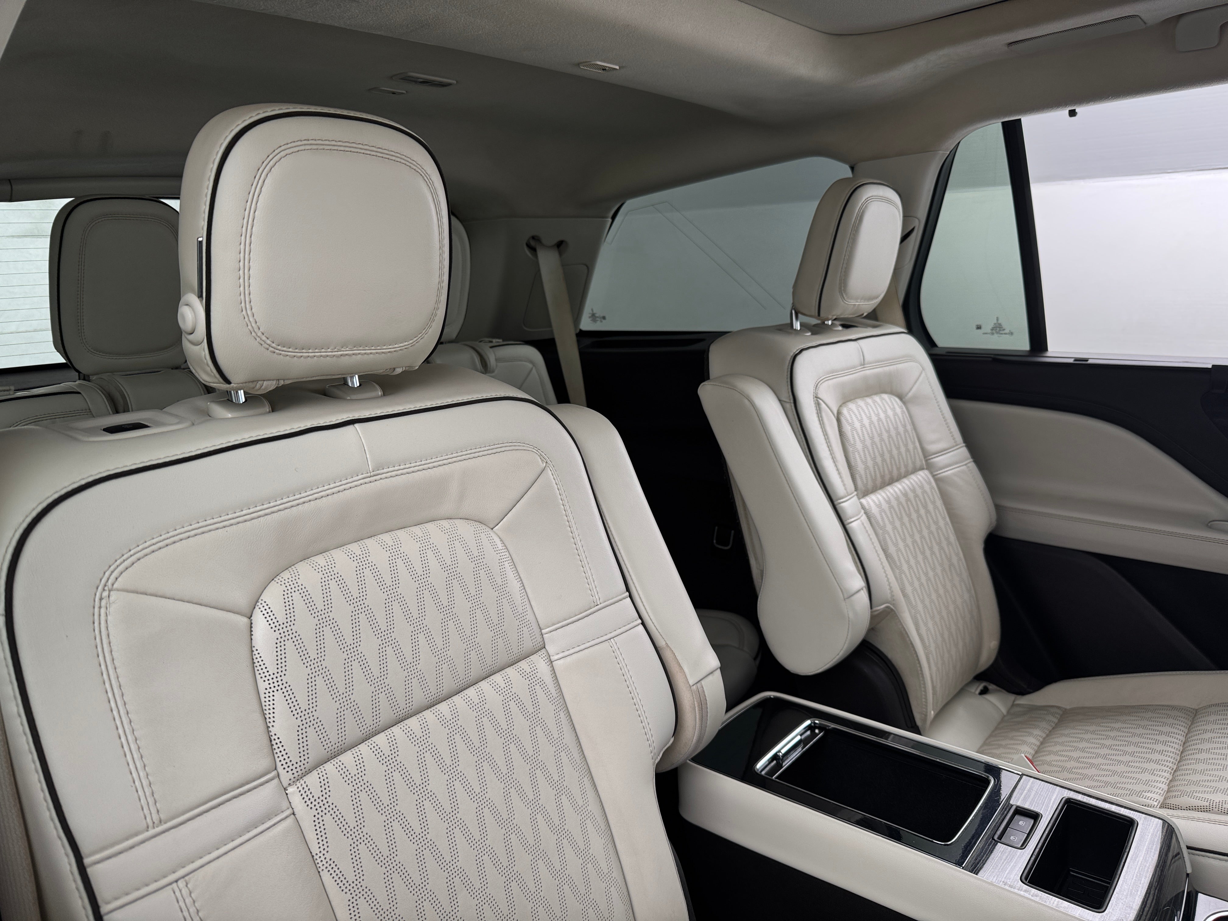 2020 Lincoln Aviator Black Label 5