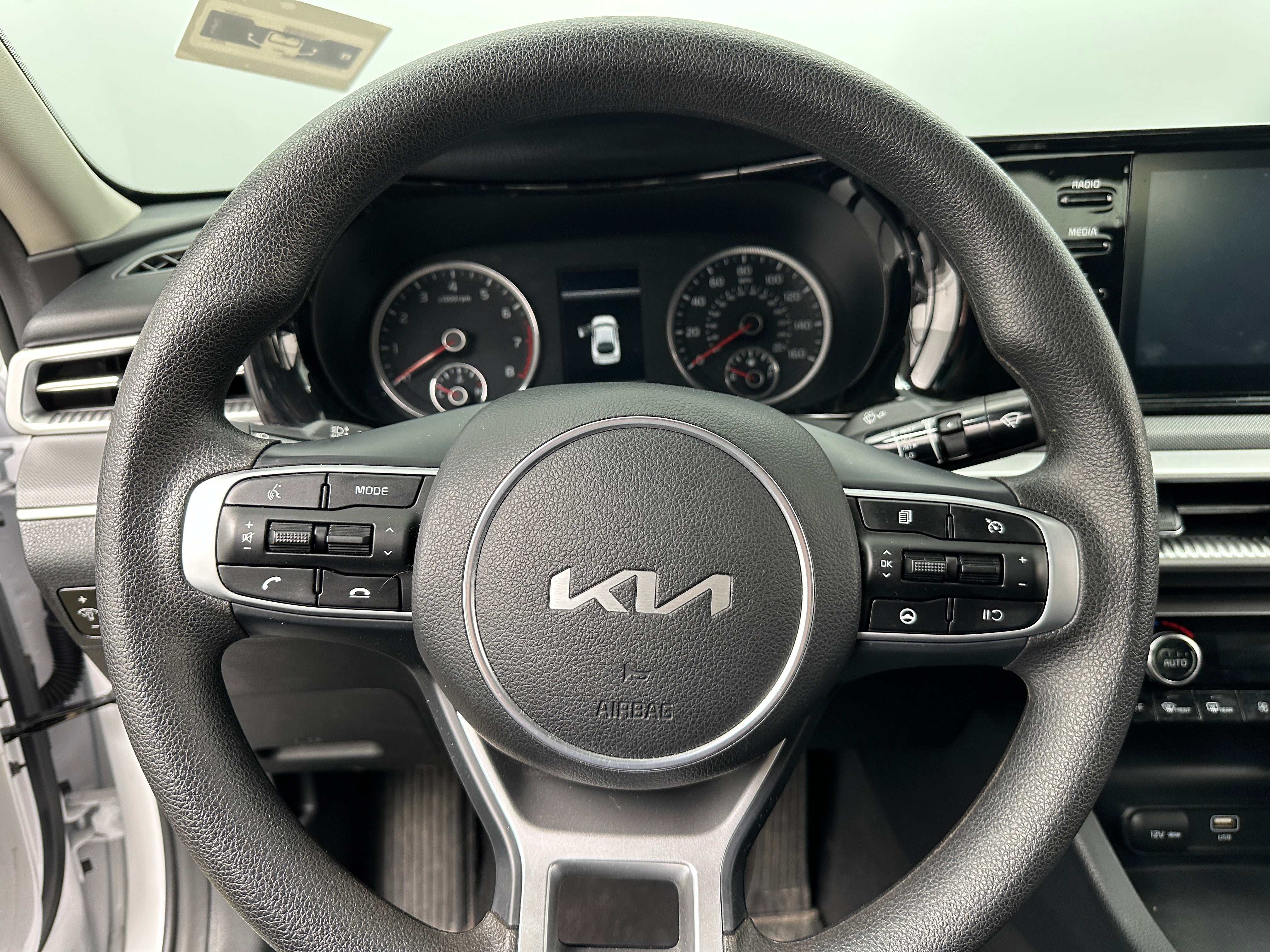 2023 Kia K5 LXS 5