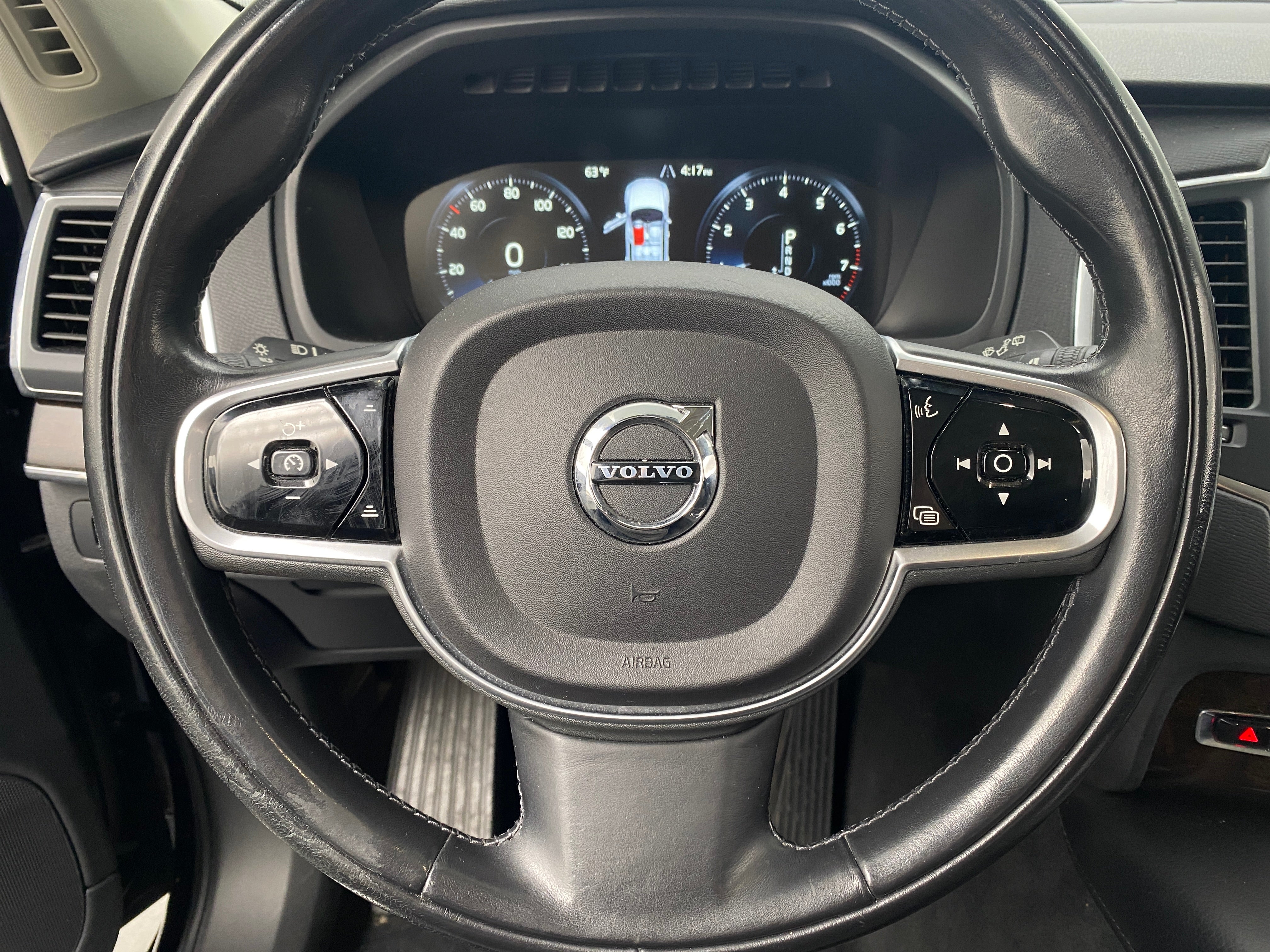 2019 Volvo XC90 T6 Momentum 5