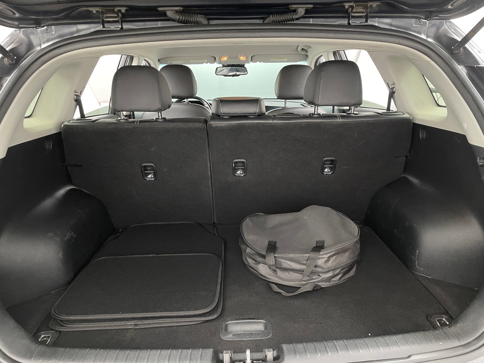 Thumbnail: 2020 Kia Niro - 7