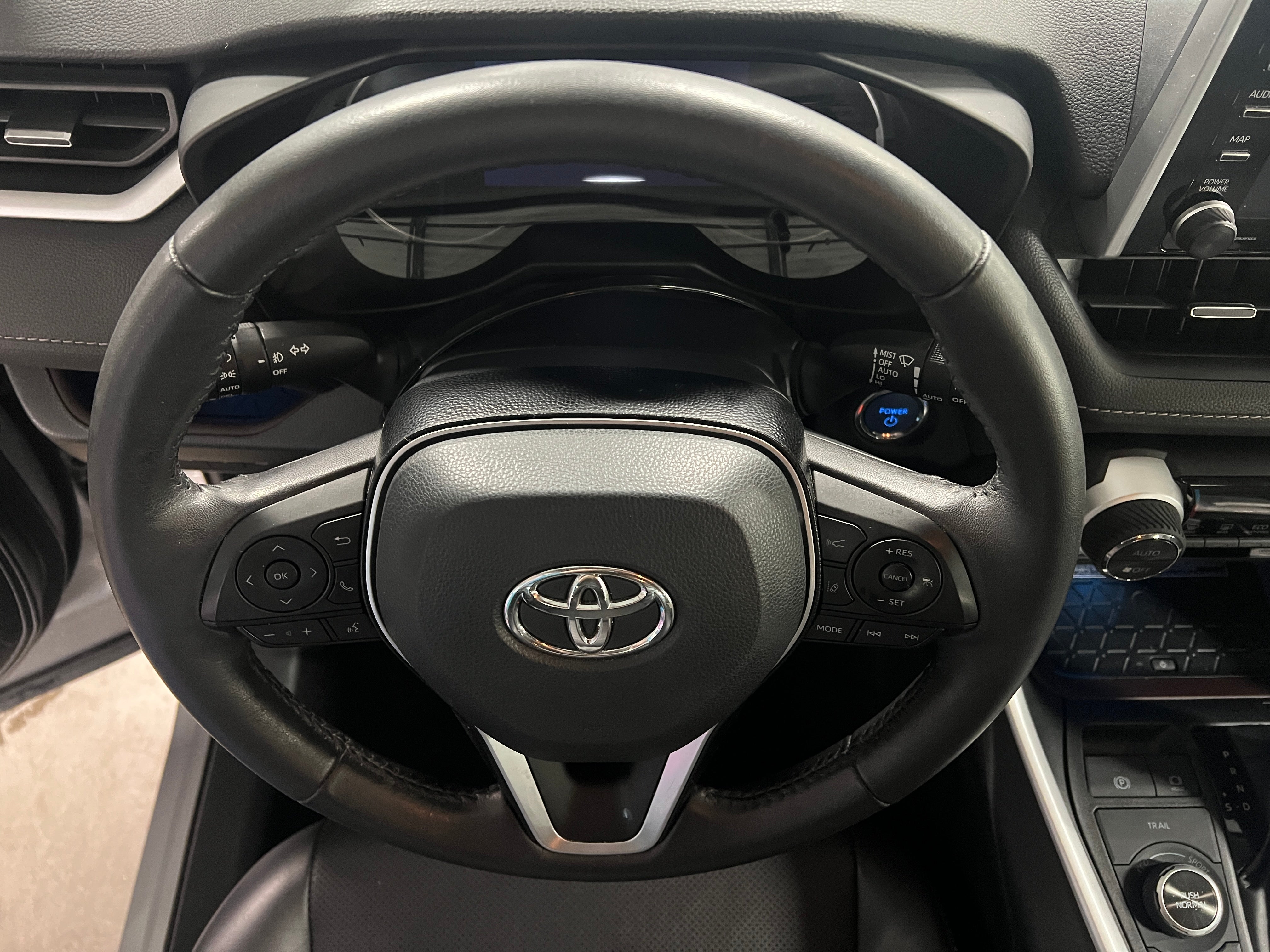 2020 Toyota RAV4 Limited 5