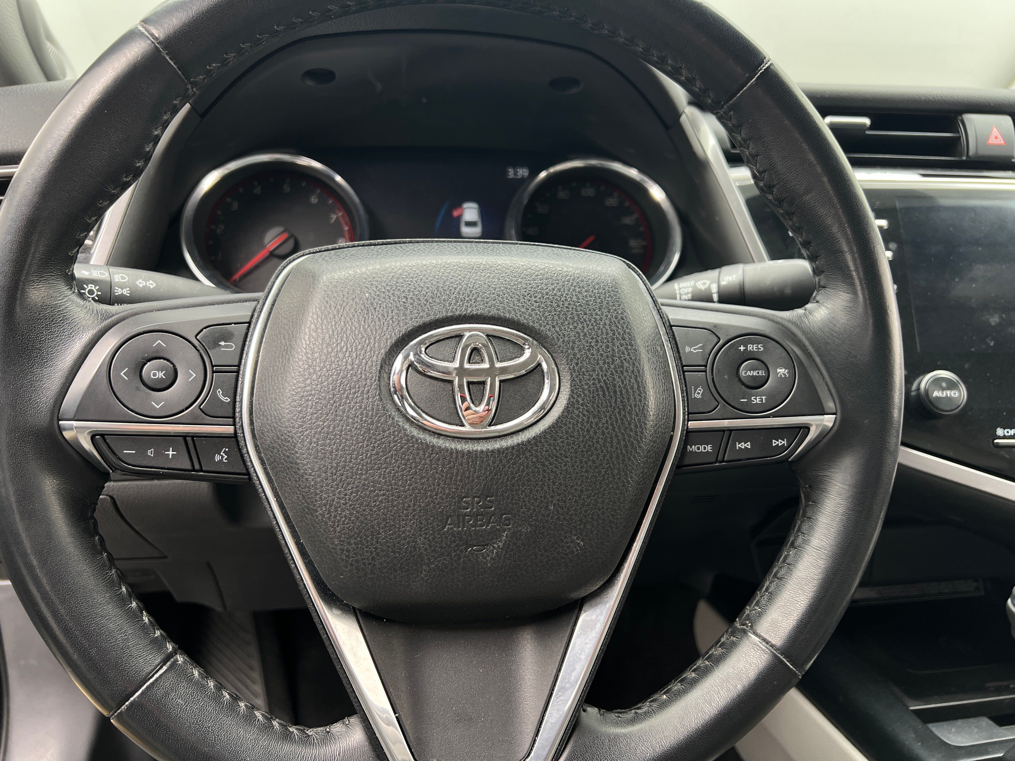 2019 Toyota Camry XSE 5