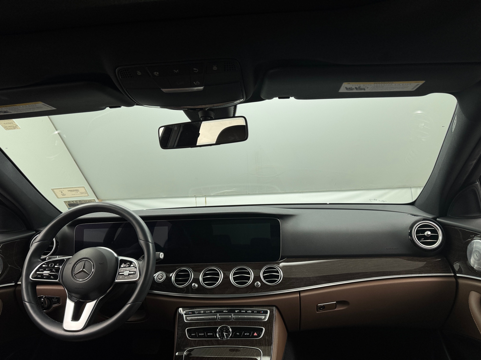 Thumbnail: 2020 Mercedes-Benz E-Class - 3