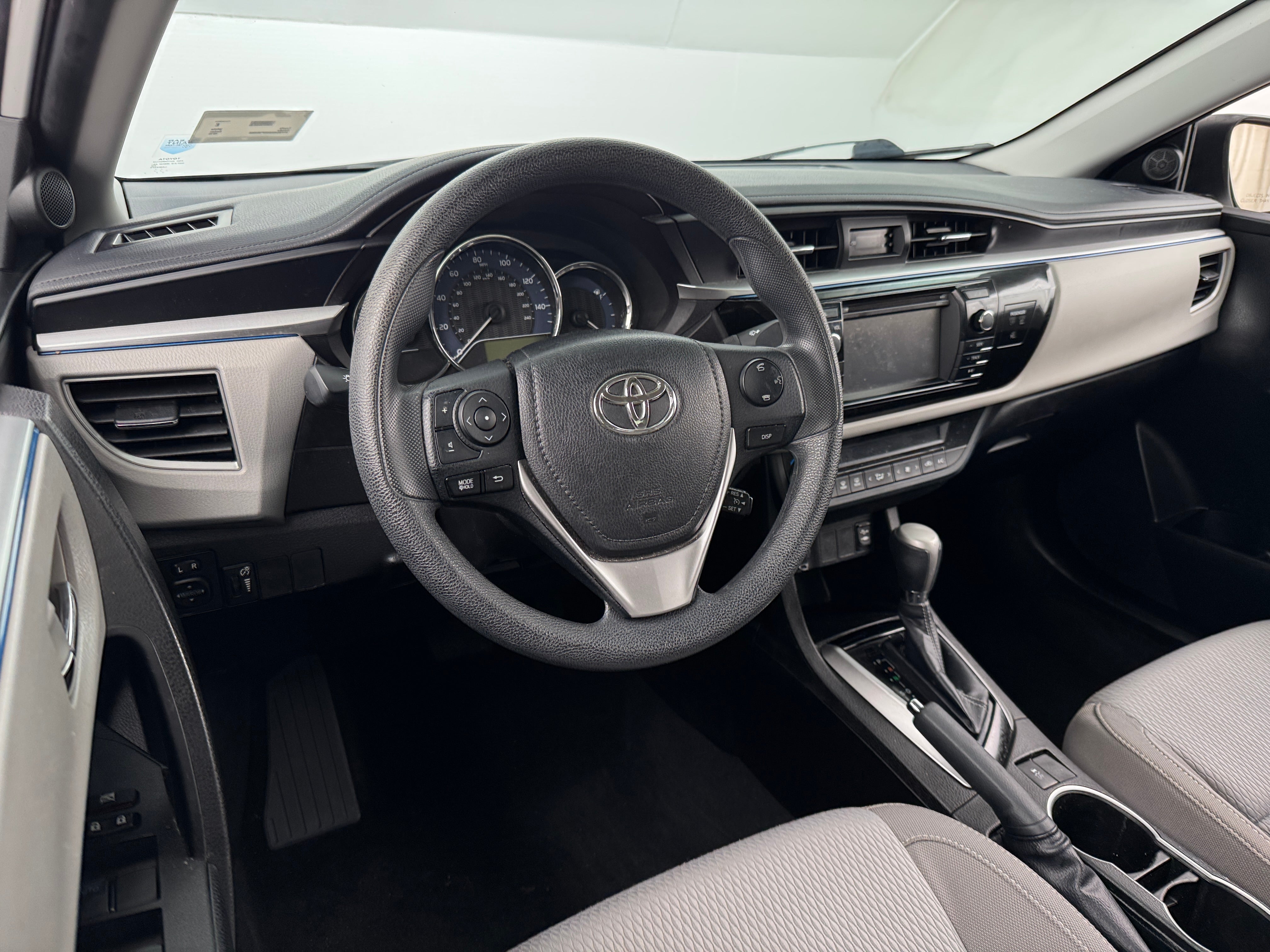 2016 Toyota Corolla LE 3