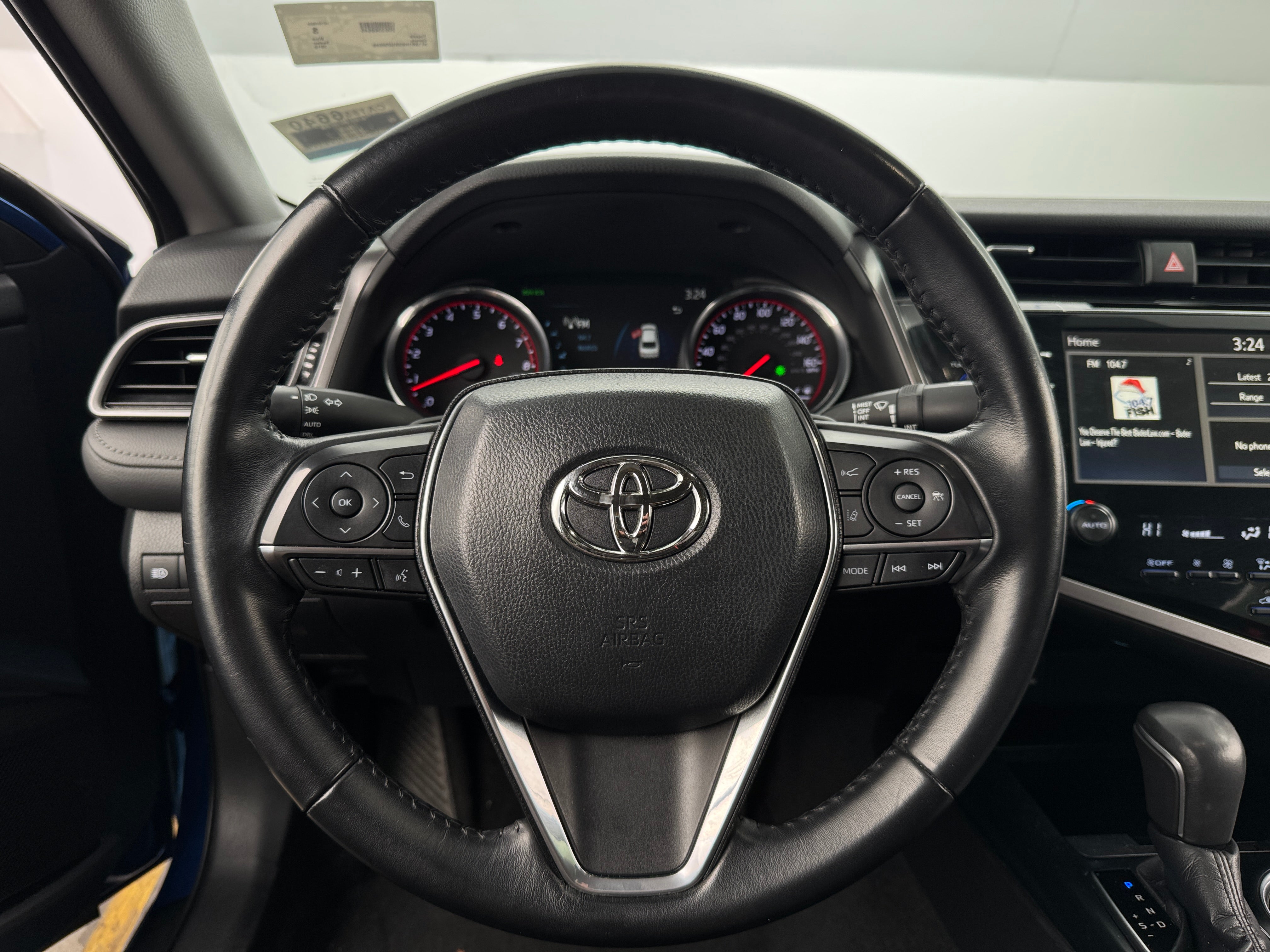 2019 Toyota Camry XSE 4