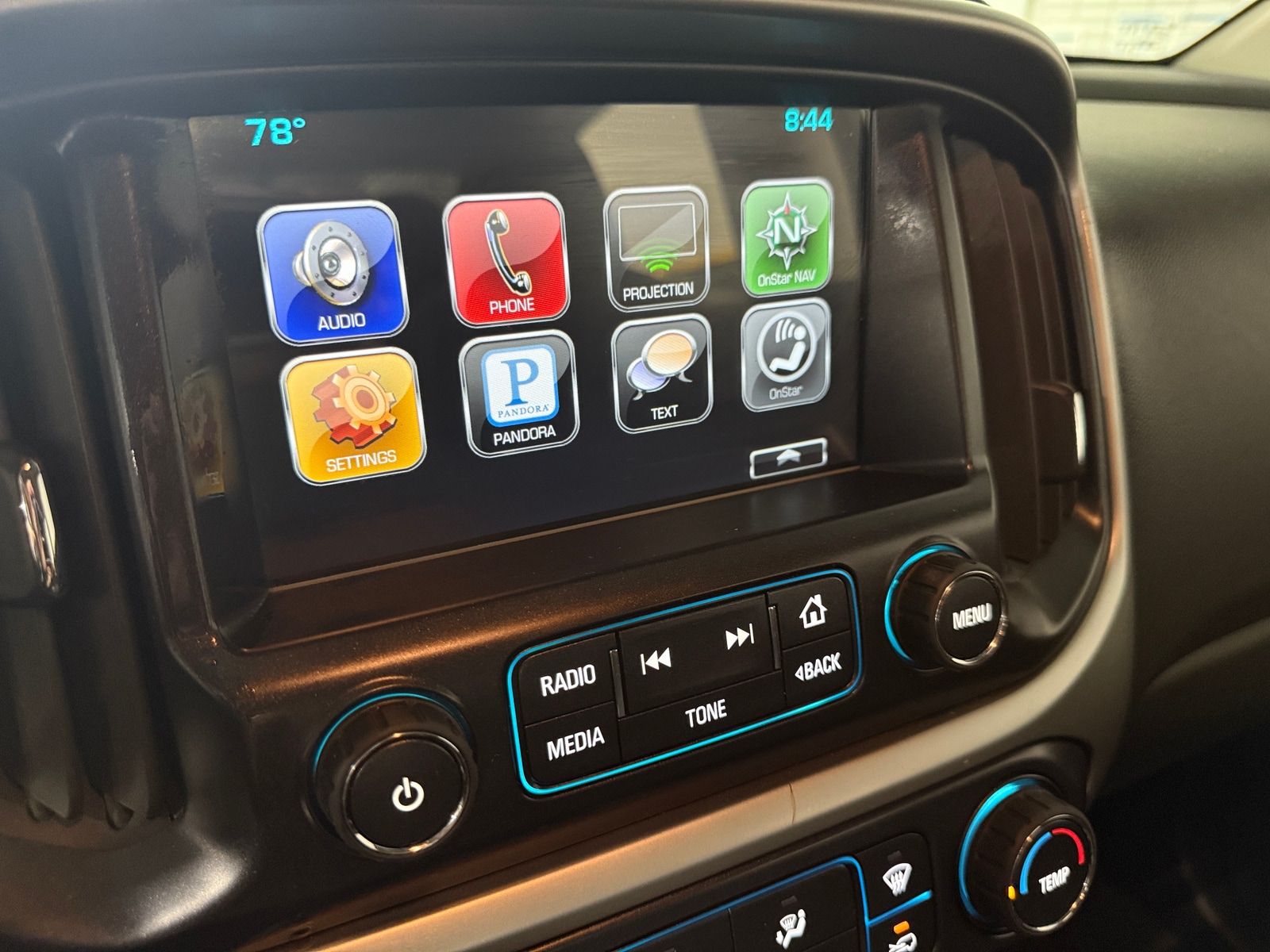 Thumbnail: 2016 Chevrolet Colorado - 4