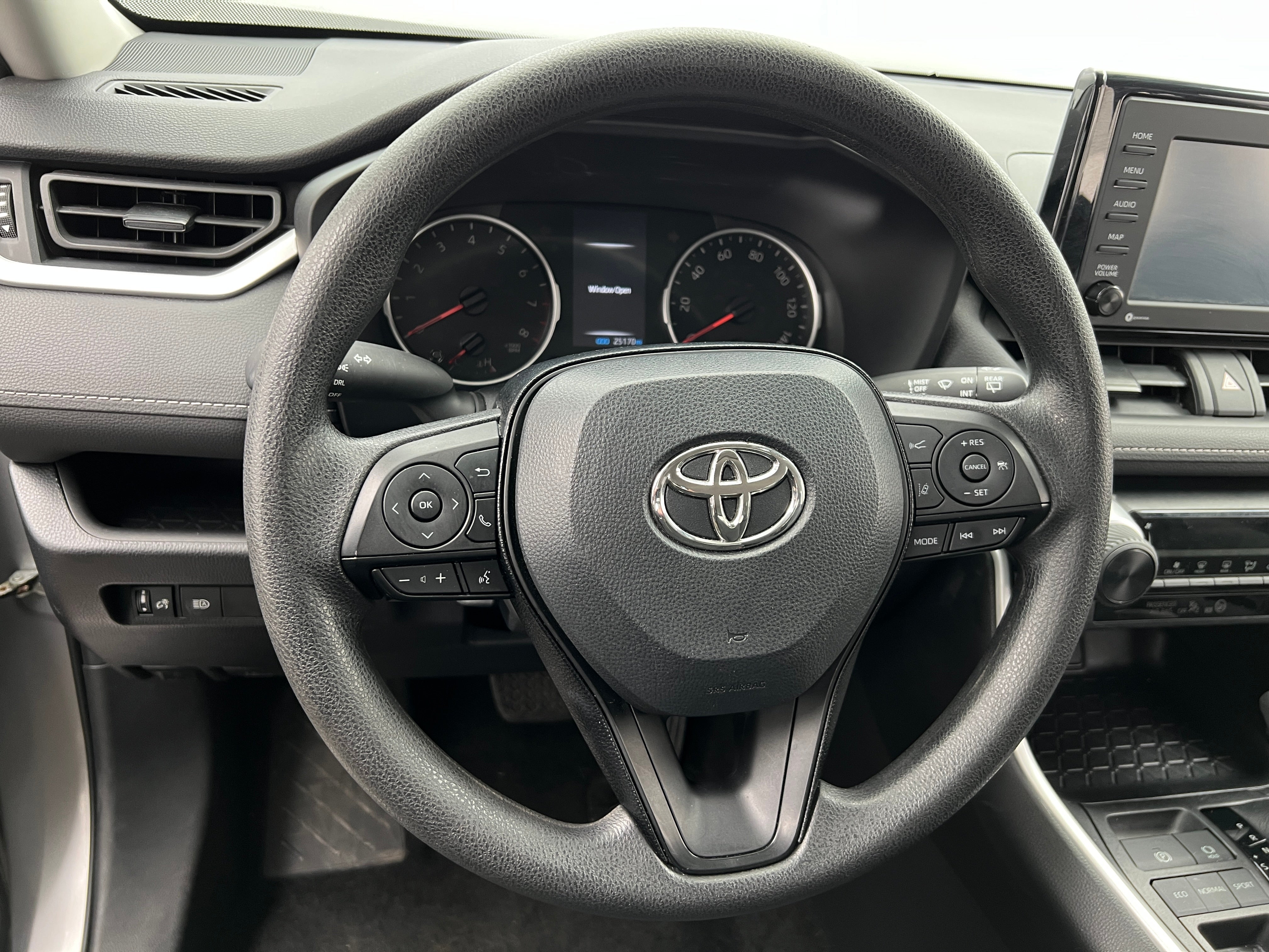 2021 Toyota RAV4 LE 5