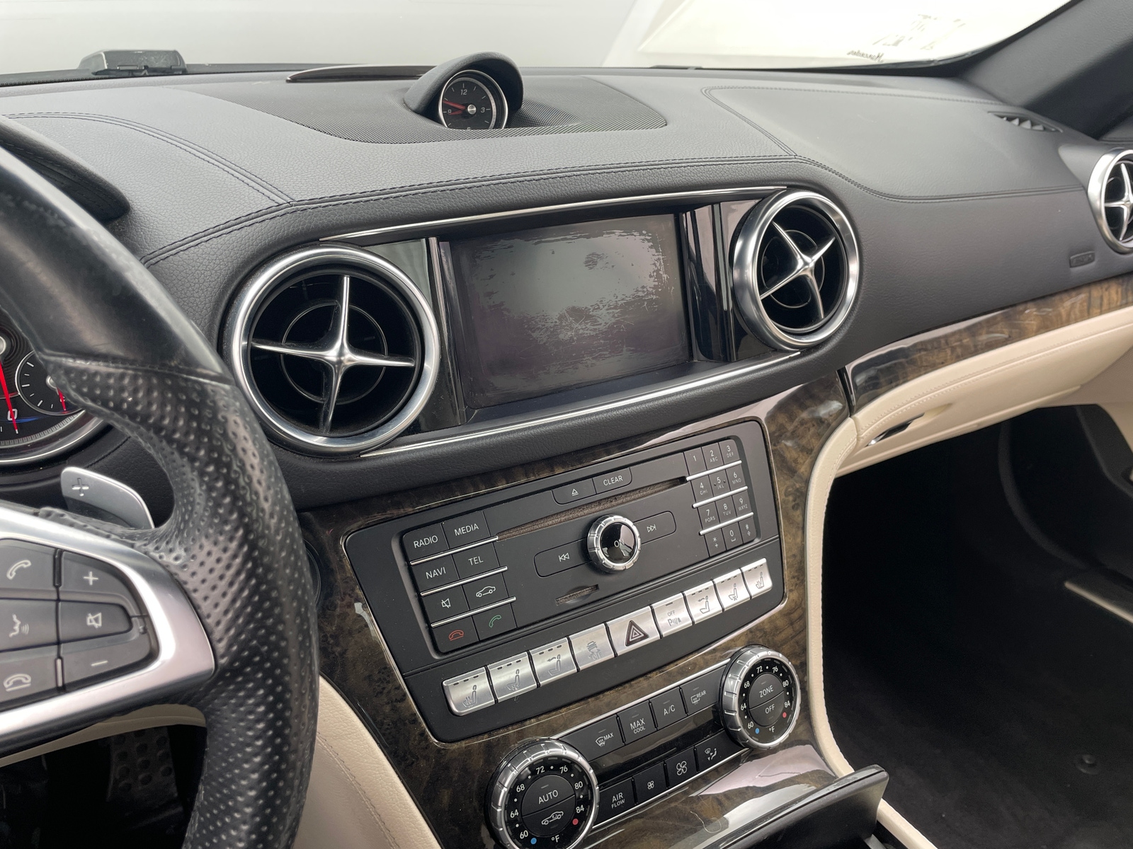 Thumbnail: 2017 Mercedes-Benz SL-Class - 3