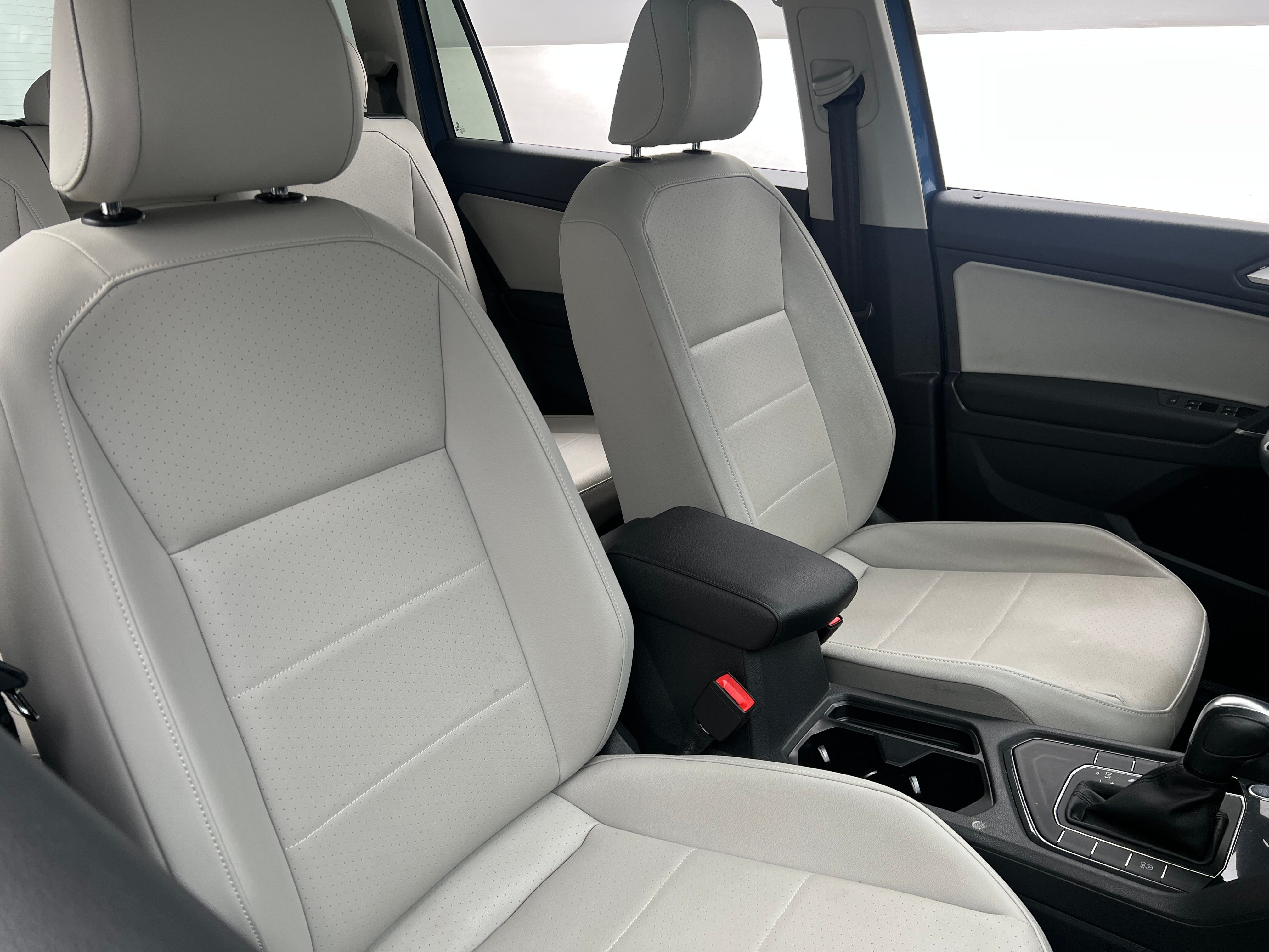 2020 Volkswagen Tiguan SE 2
