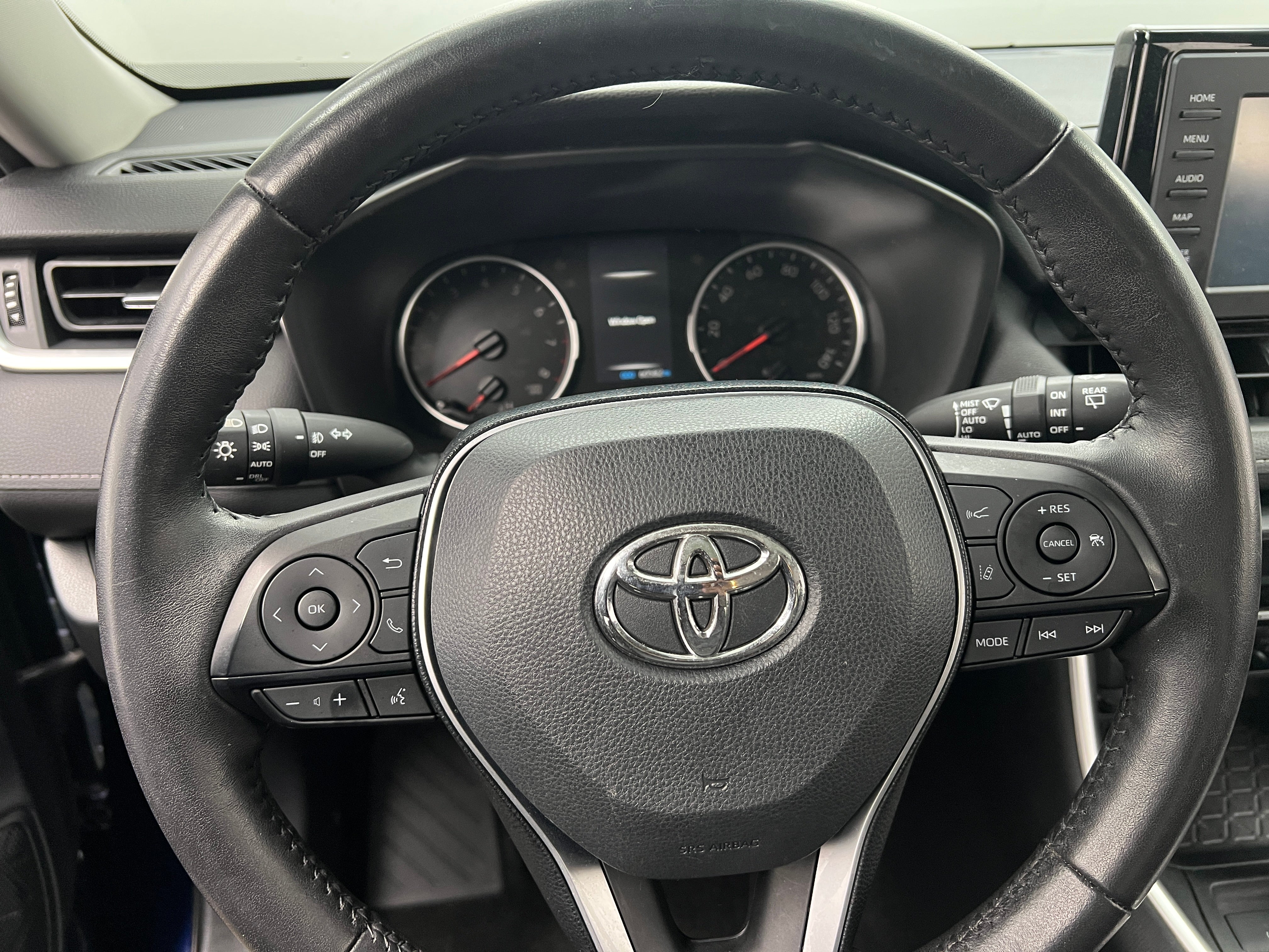 2019 Toyota RAV4 XLE Premium 5