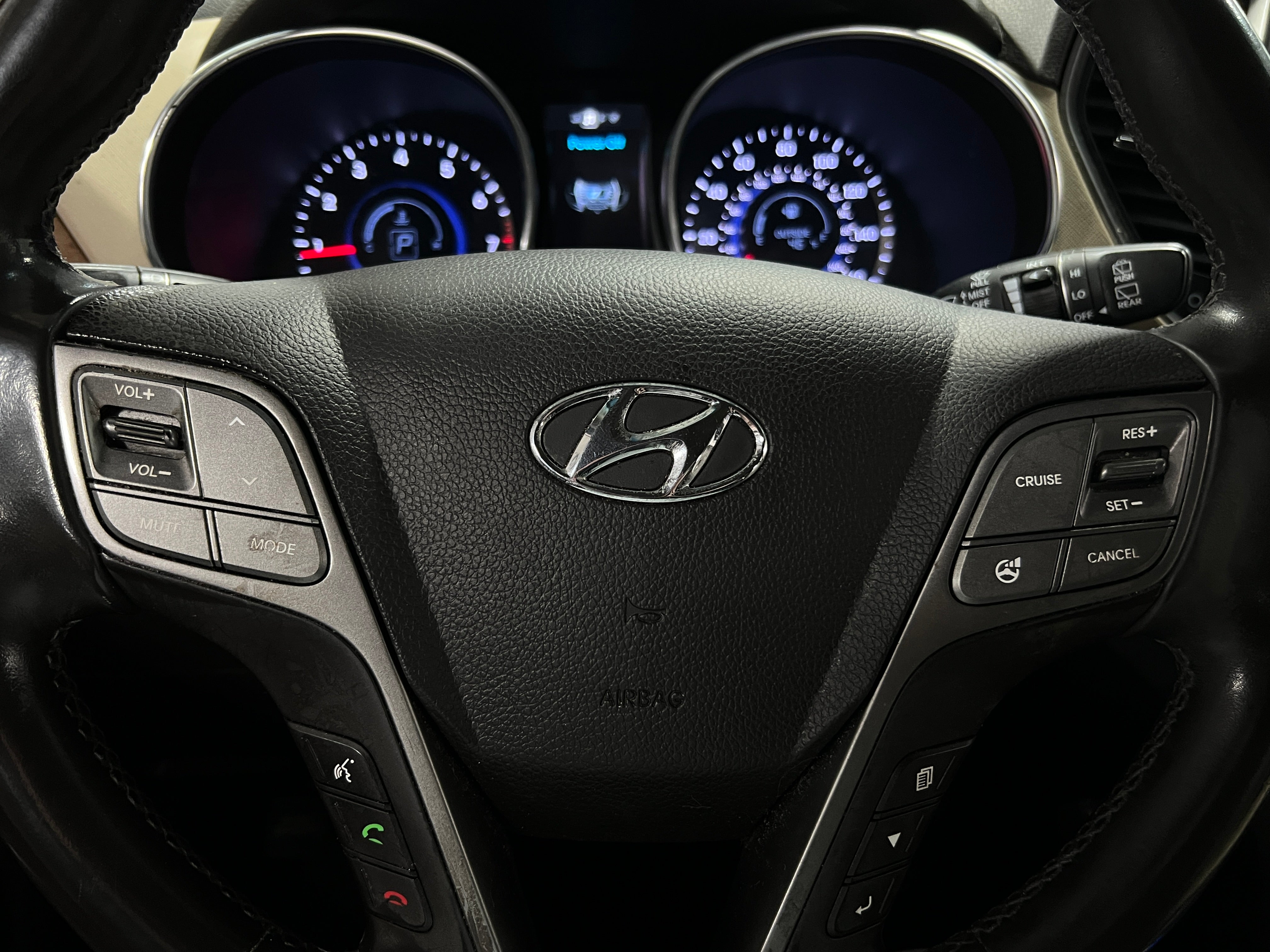Thumbnail: 2014 Hyundai Santa Fe - 4