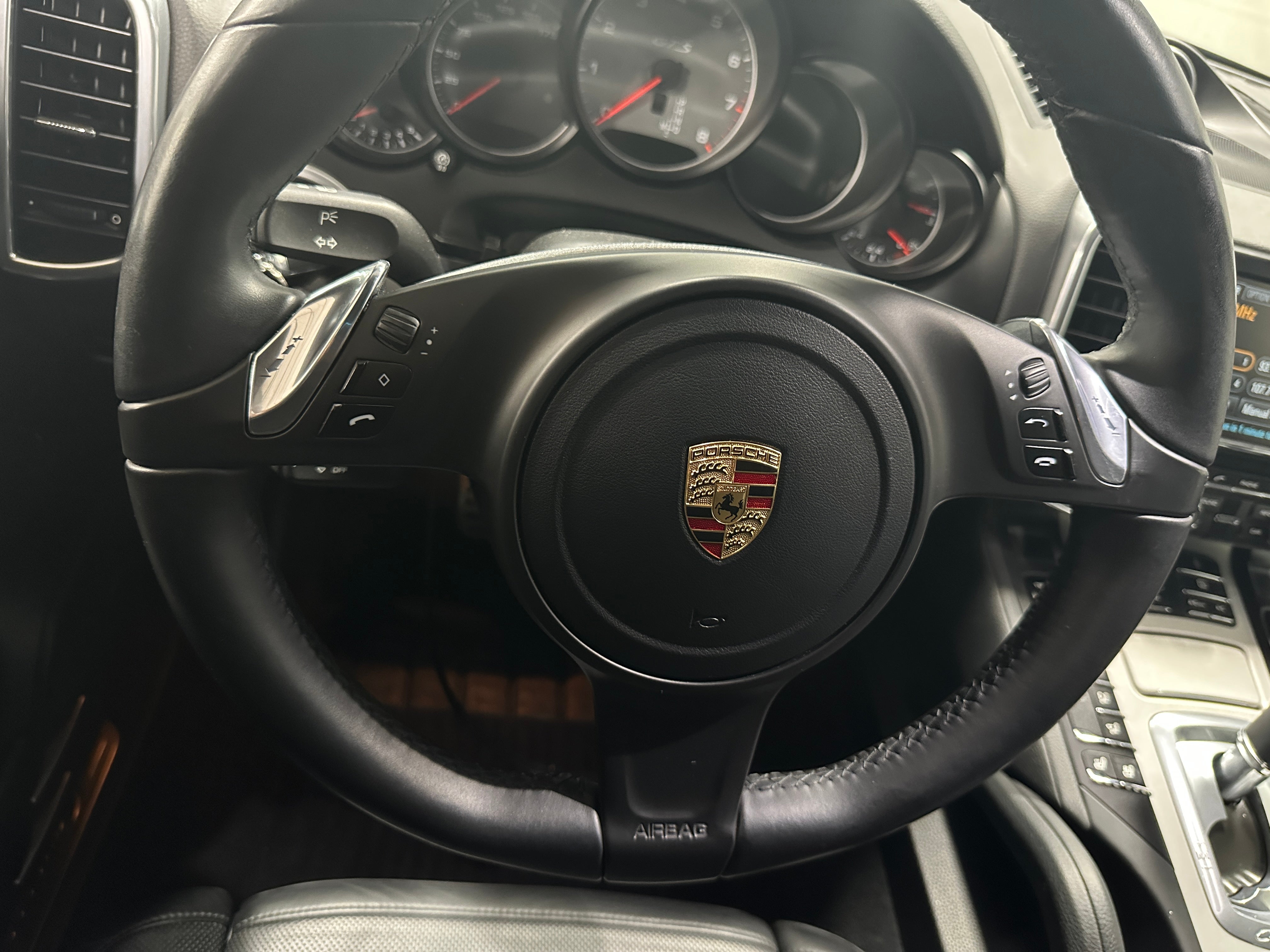 2013 Porsche Cayenne GTS 5