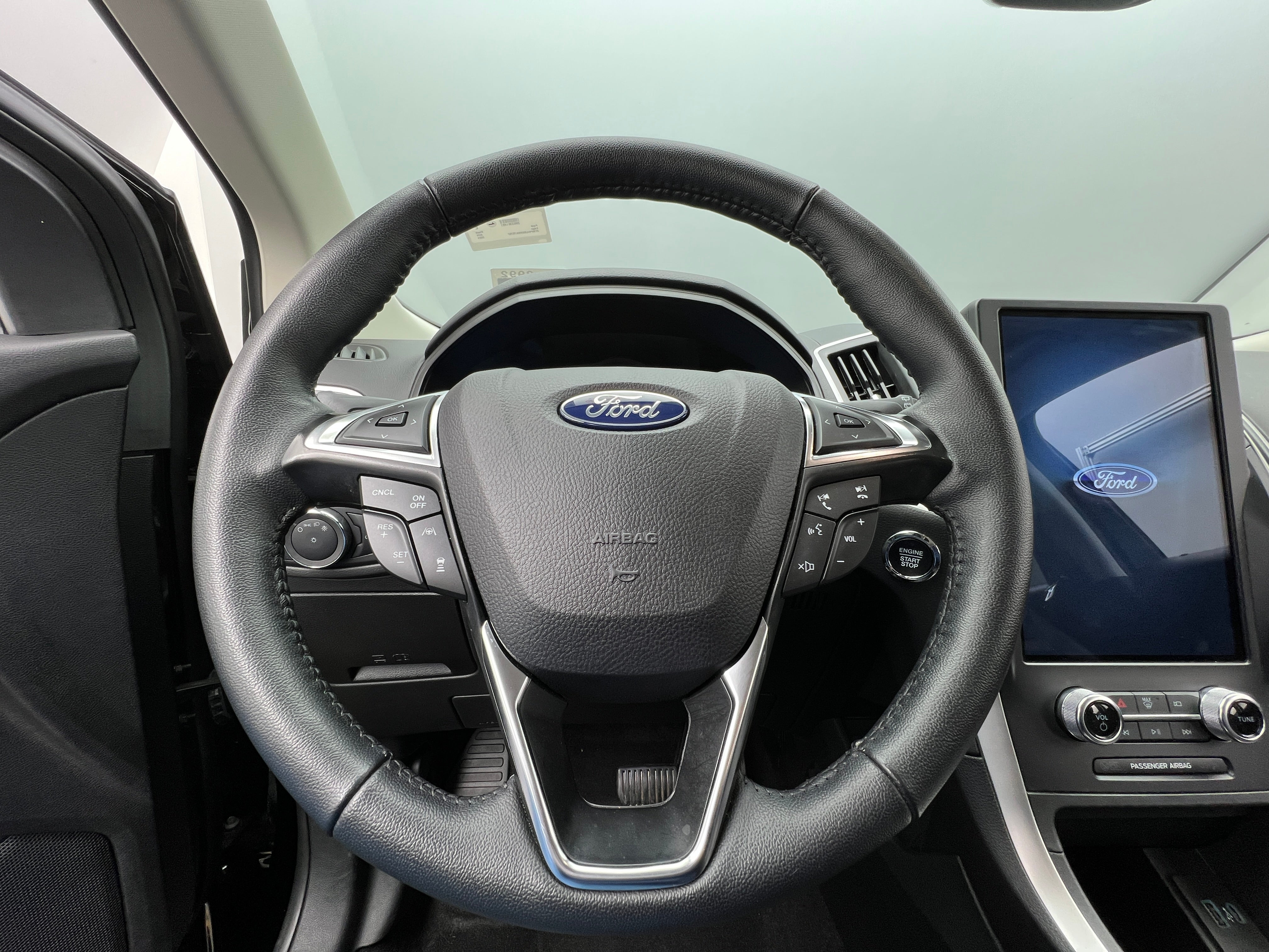 2024 Ford Edge SEL 5