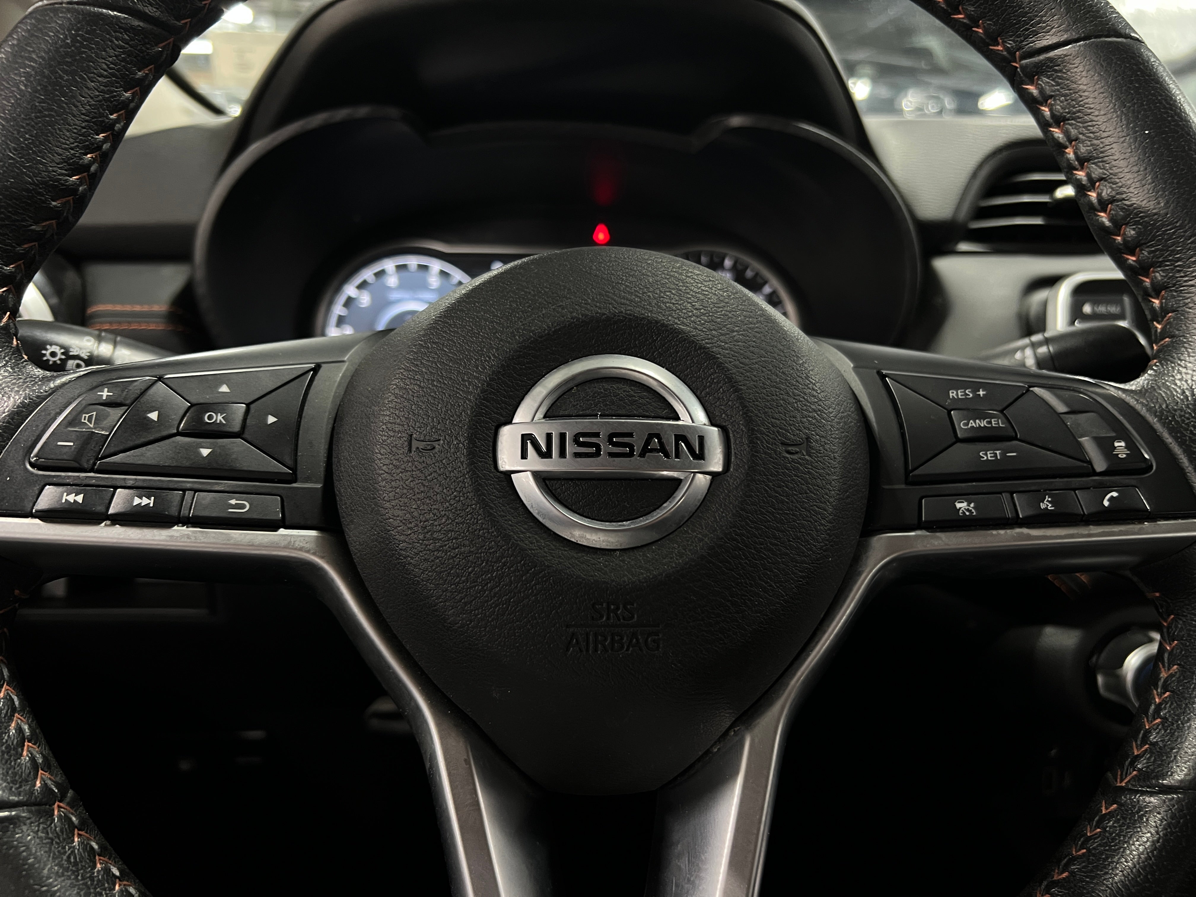 2020 Nissan Versa SR 5