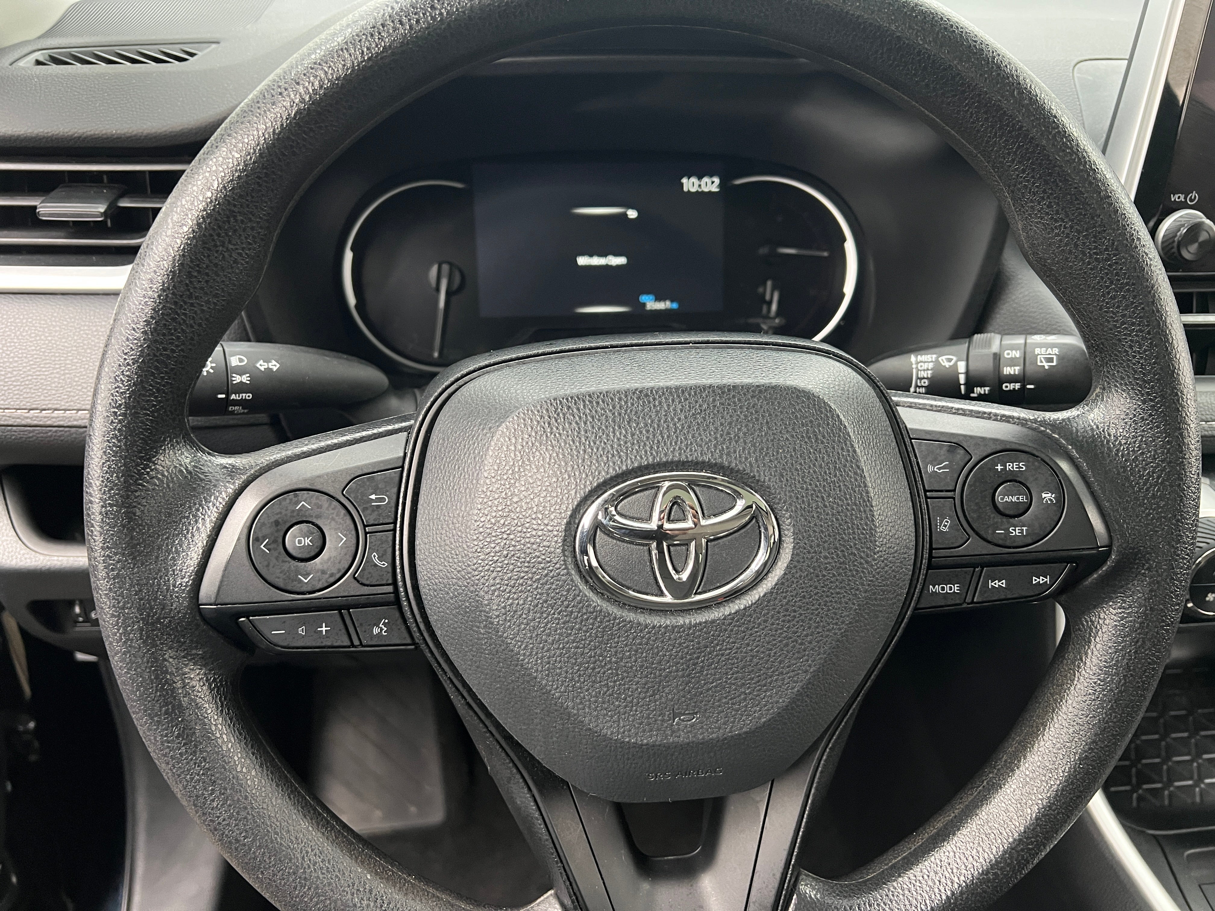 2023 Toyota RAV4 XLE 5