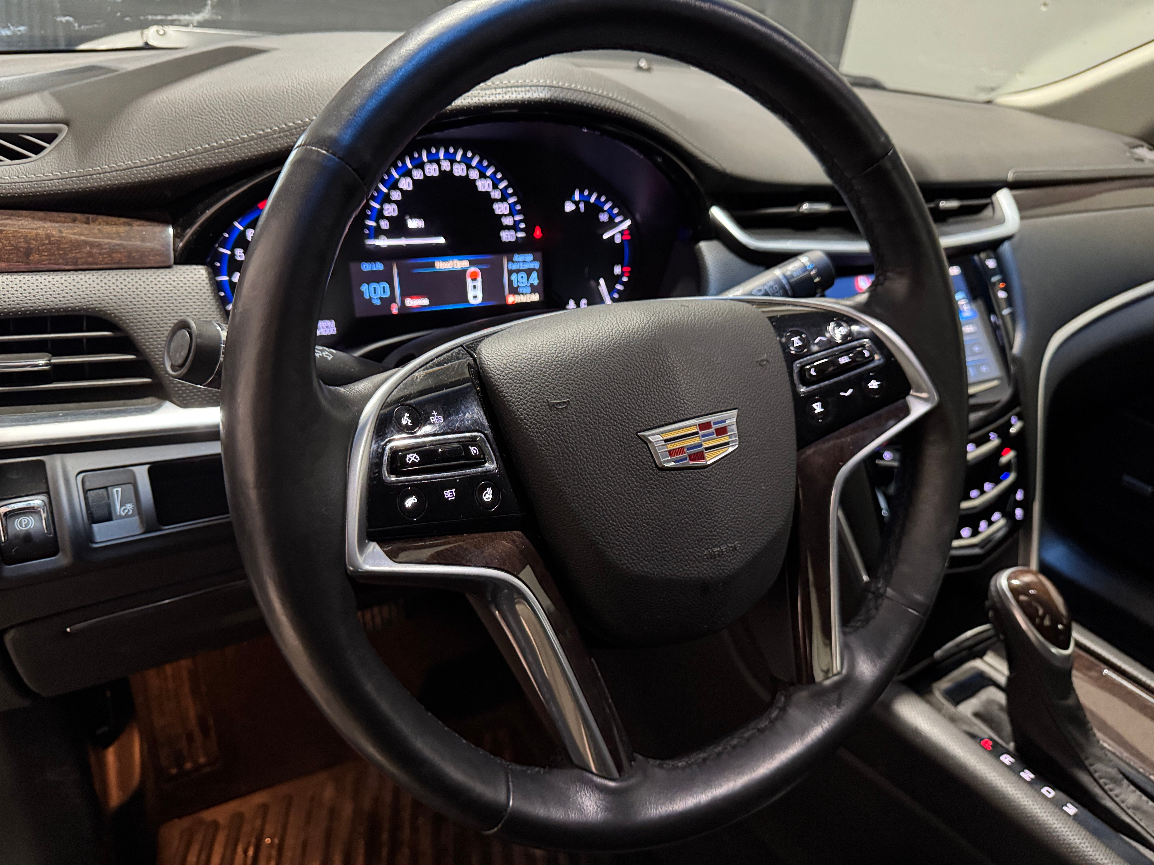 2016 Cadillac XTS Luxury 4