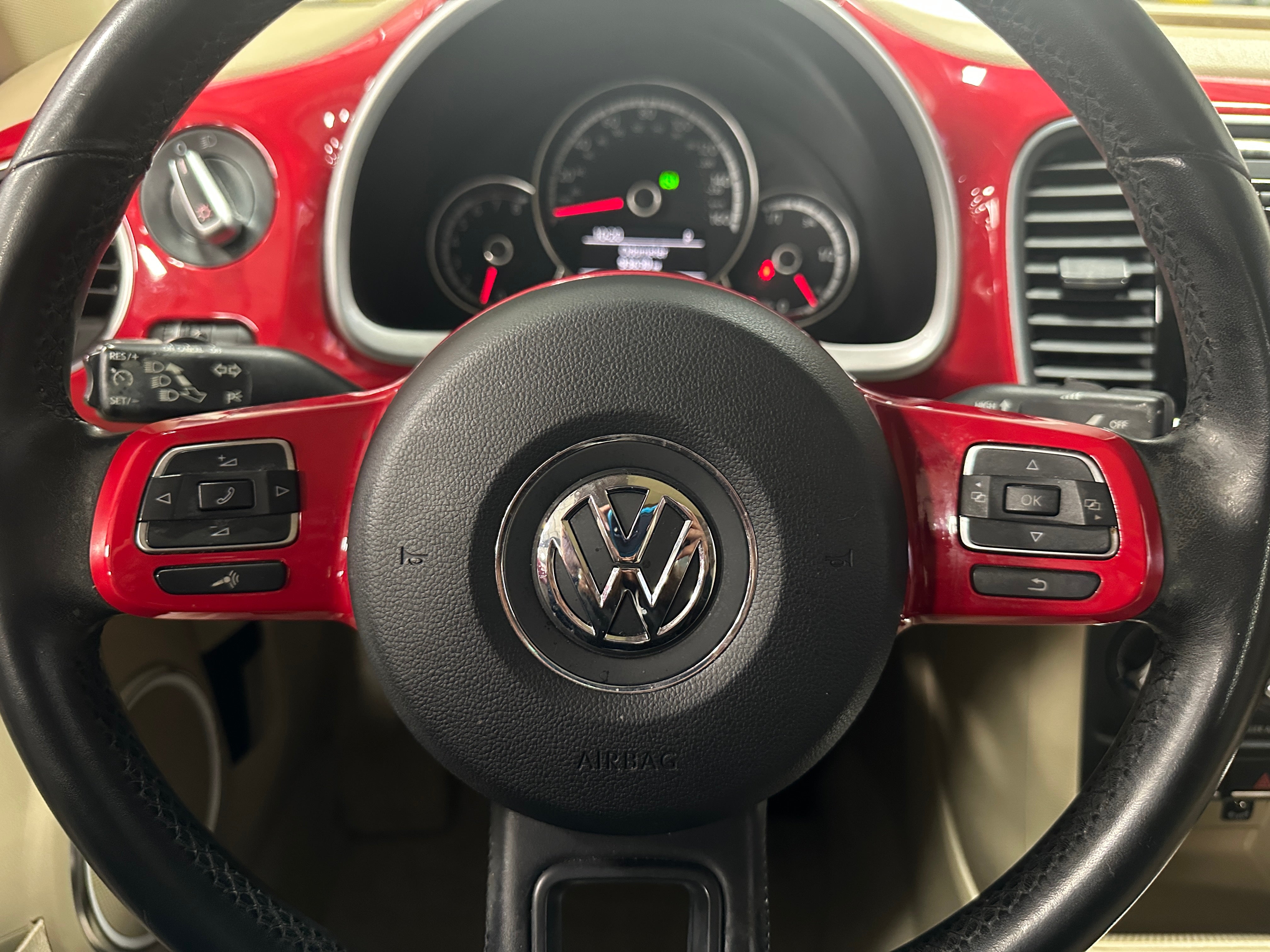 2013 Volkswagen Beetle  5