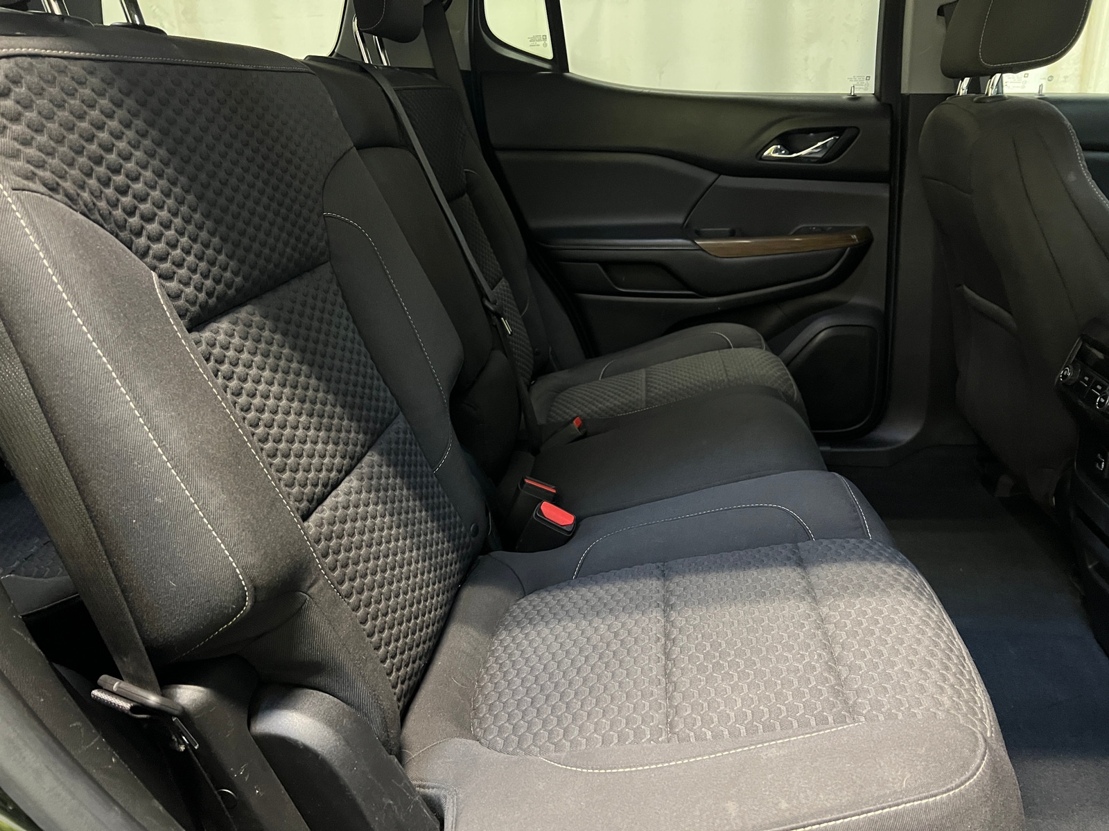 Thumbnail: 2017 GMC Acadia - 6