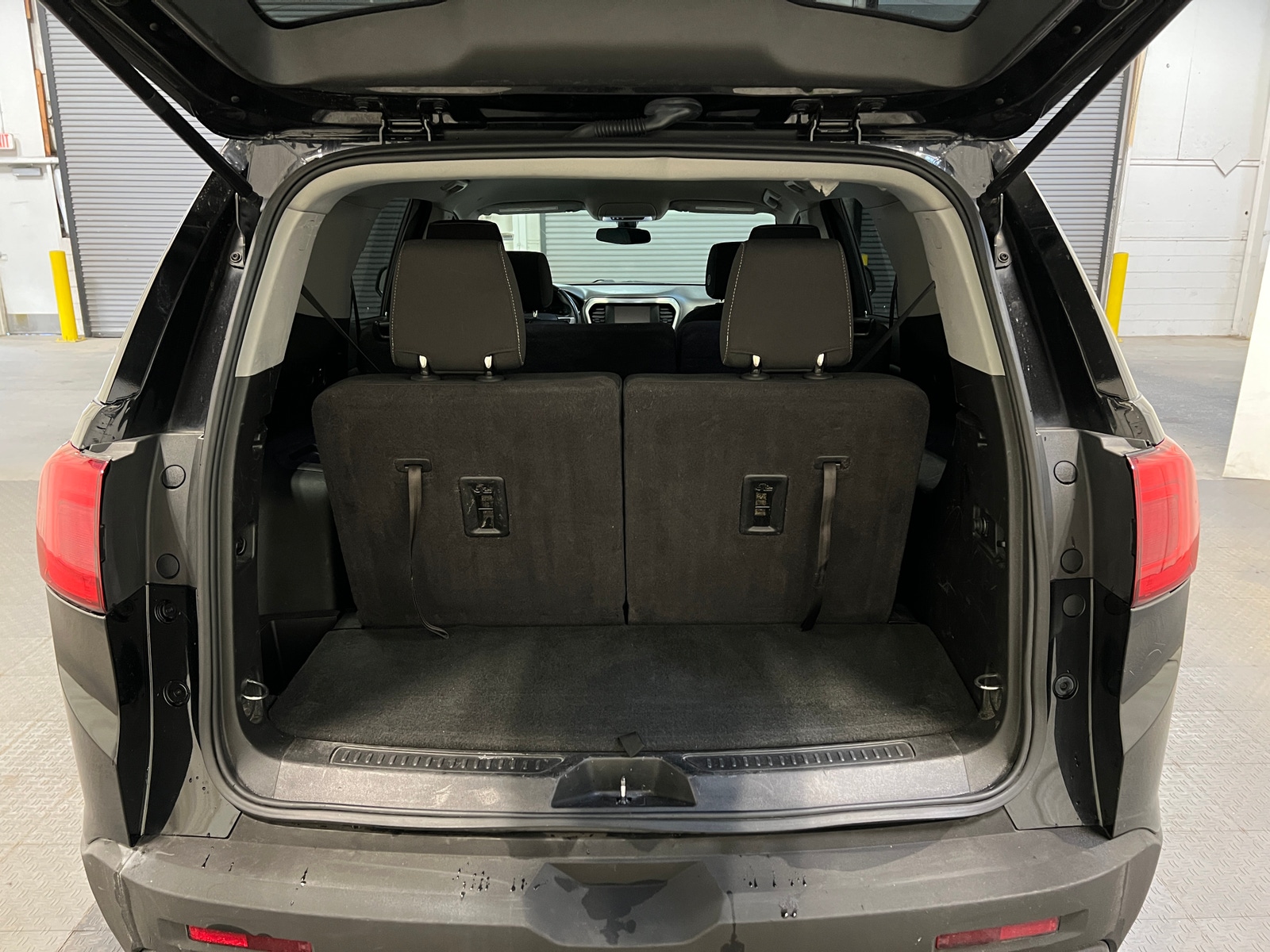 Thumbnail: 2017 GMC Acadia - 7