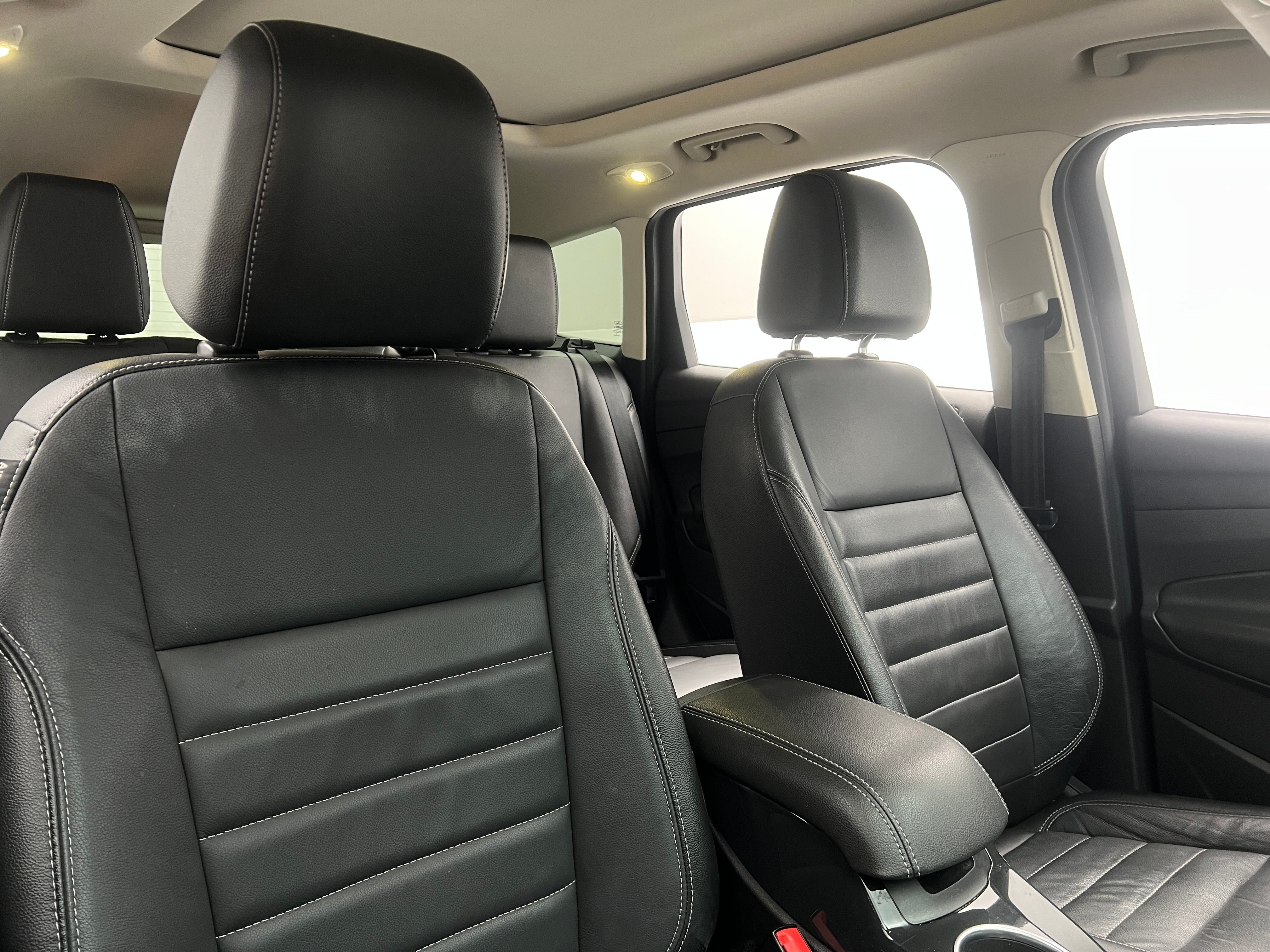 2015 Ford Escape Titanium 2