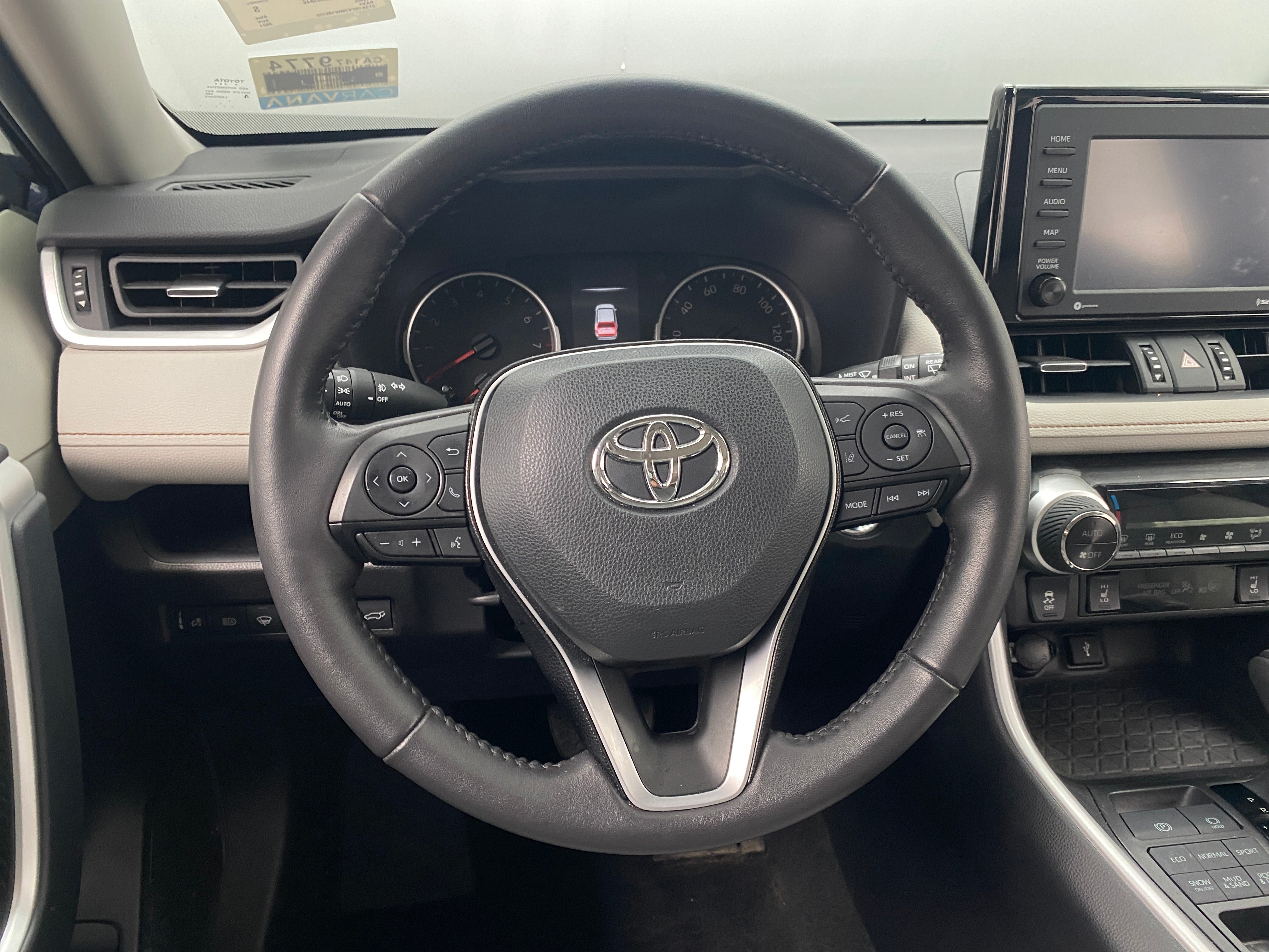 2021 Toyota RAV4 XLE Premium 5