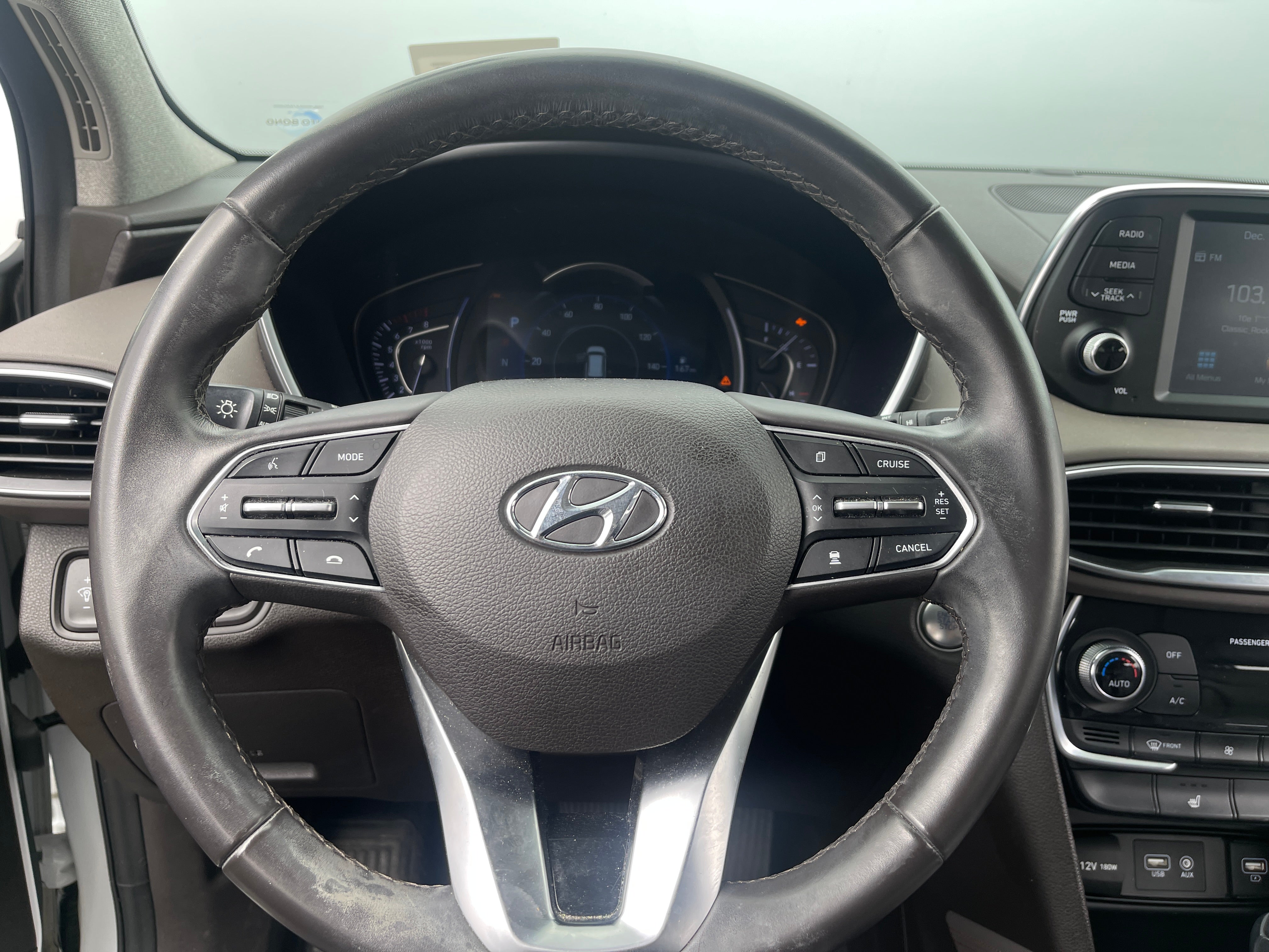 2019 Hyundai Santa Fe Limited 4