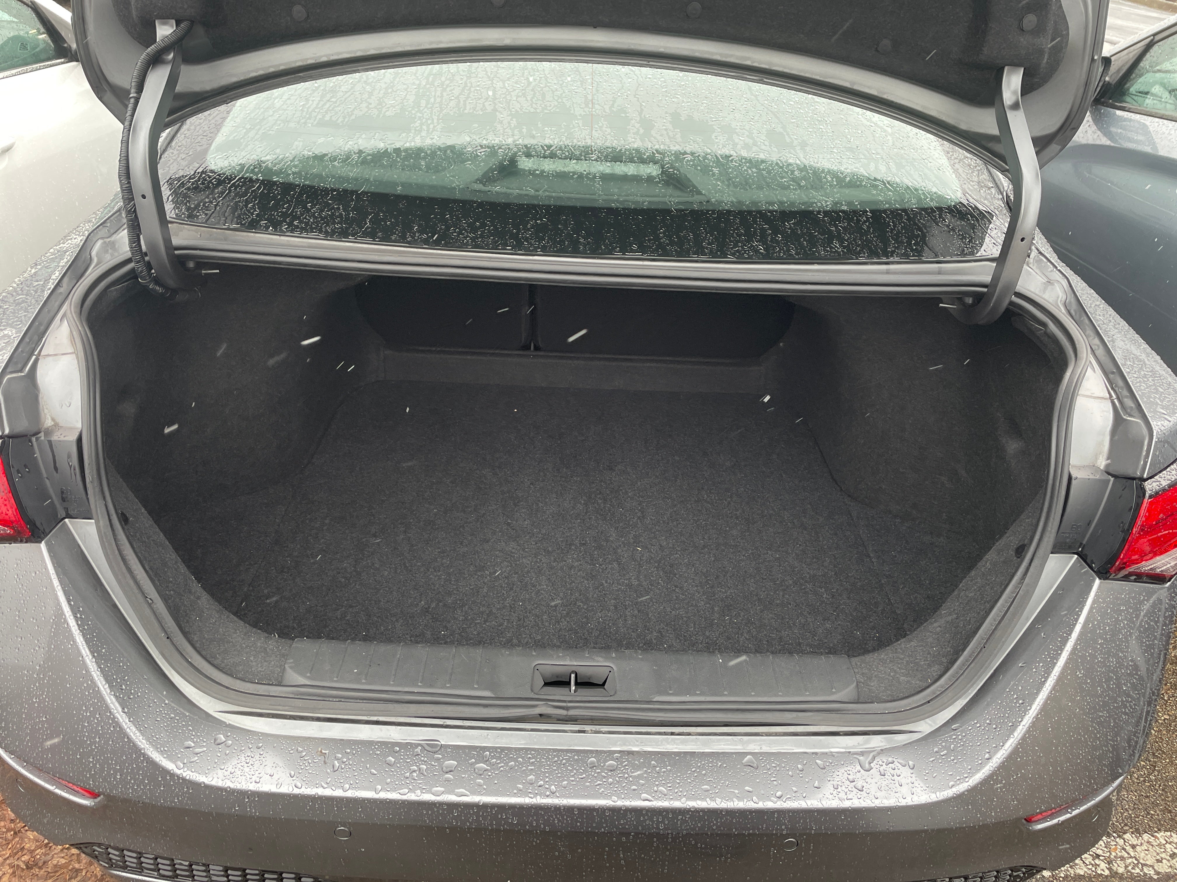 2023 Nissan Sentra SV 6