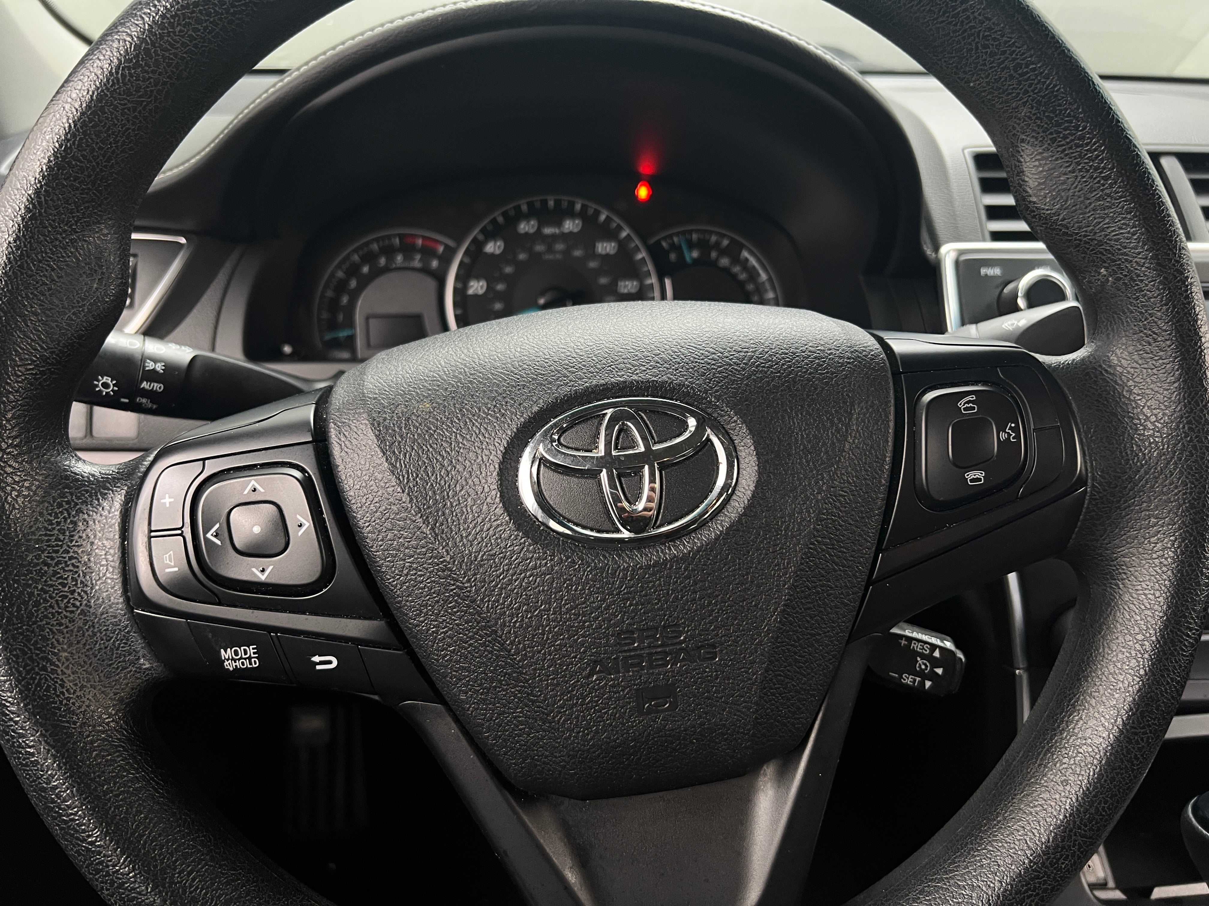 2015 Toyota Camry SE 5