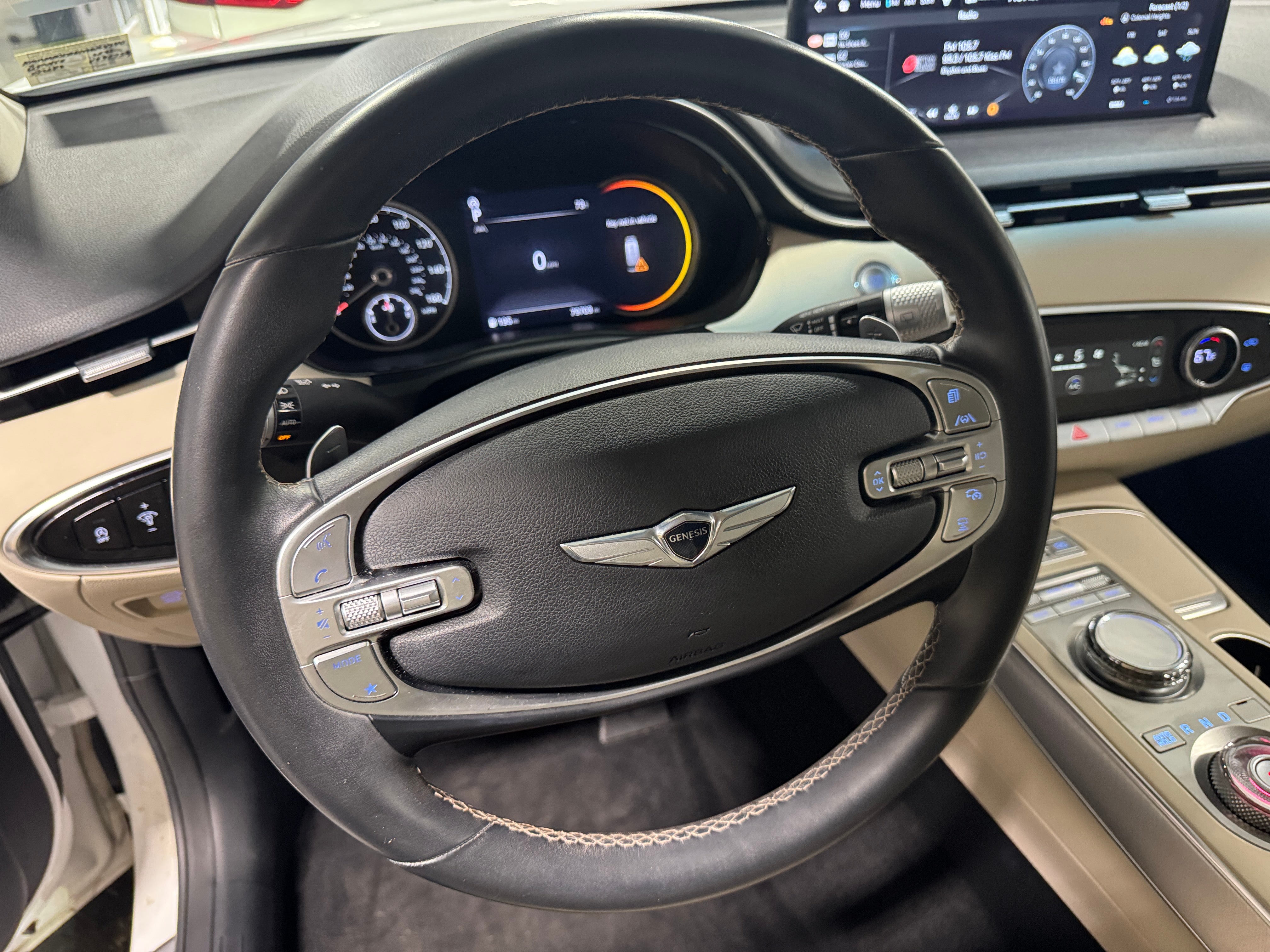 2022 Genesis GV70 Standard 5