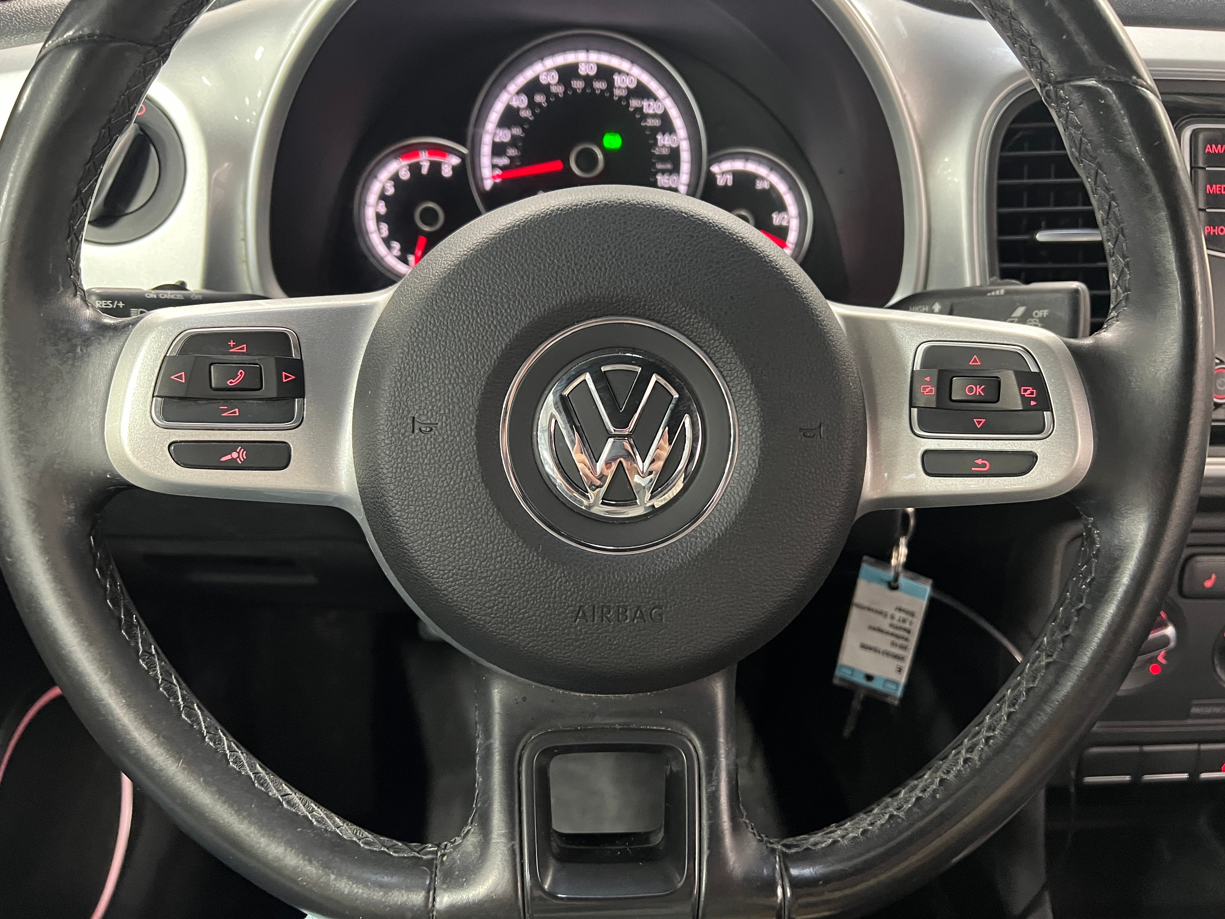 2016 Volkswagen Beetle S 5