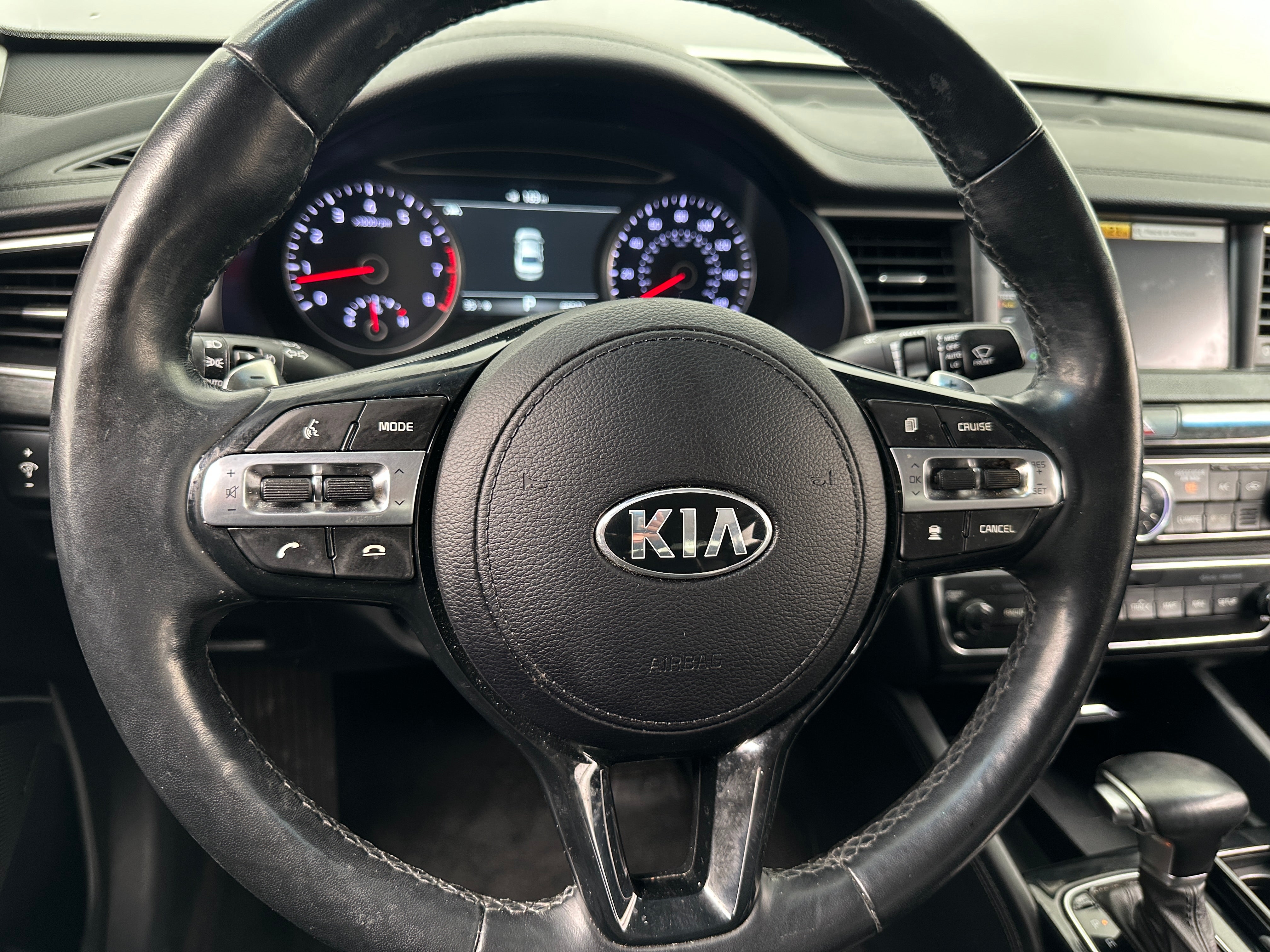 2019 Kia Cadenza Limited 4