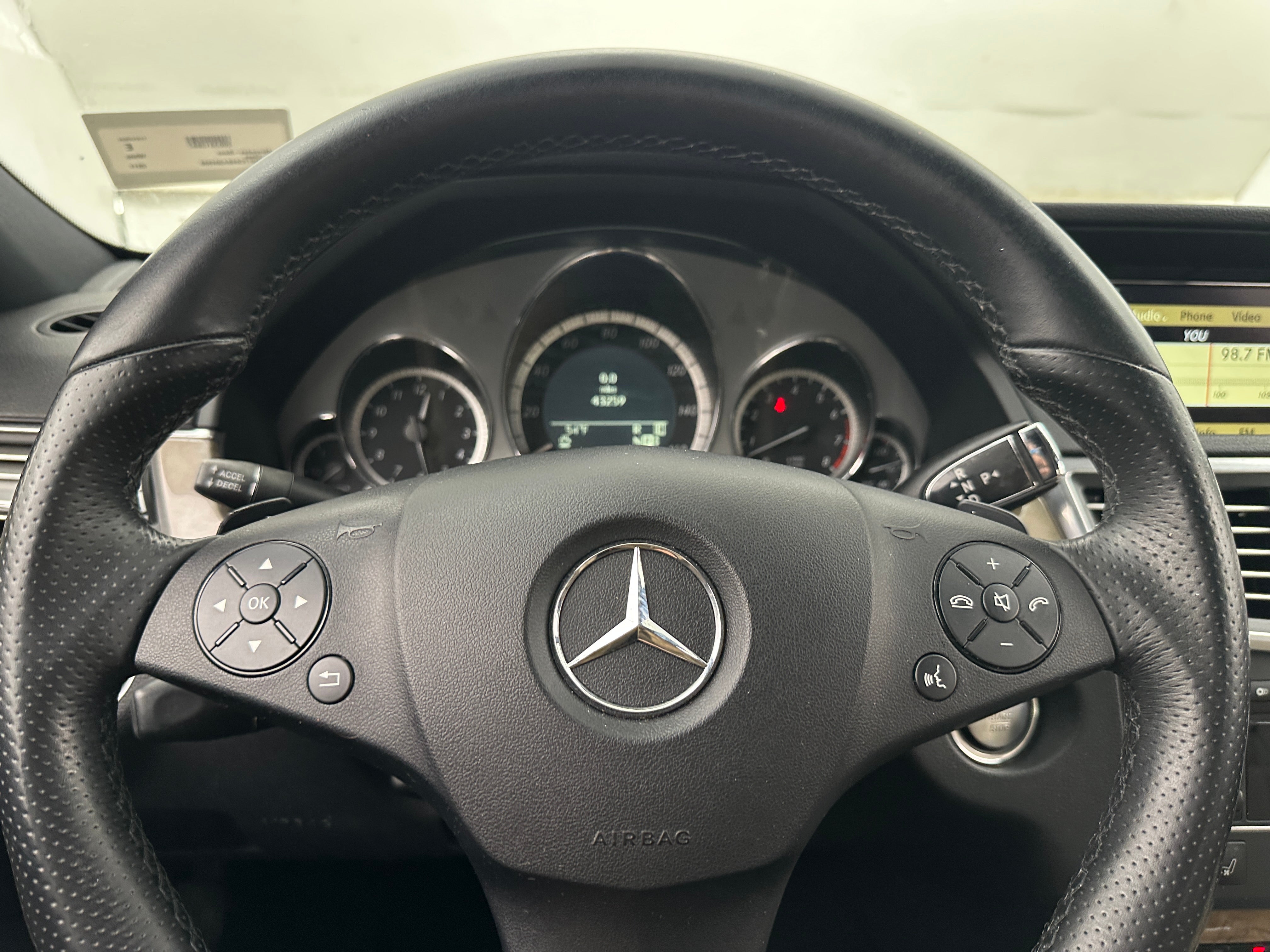 2011 Mercedes-Benz E-Class E 550 4