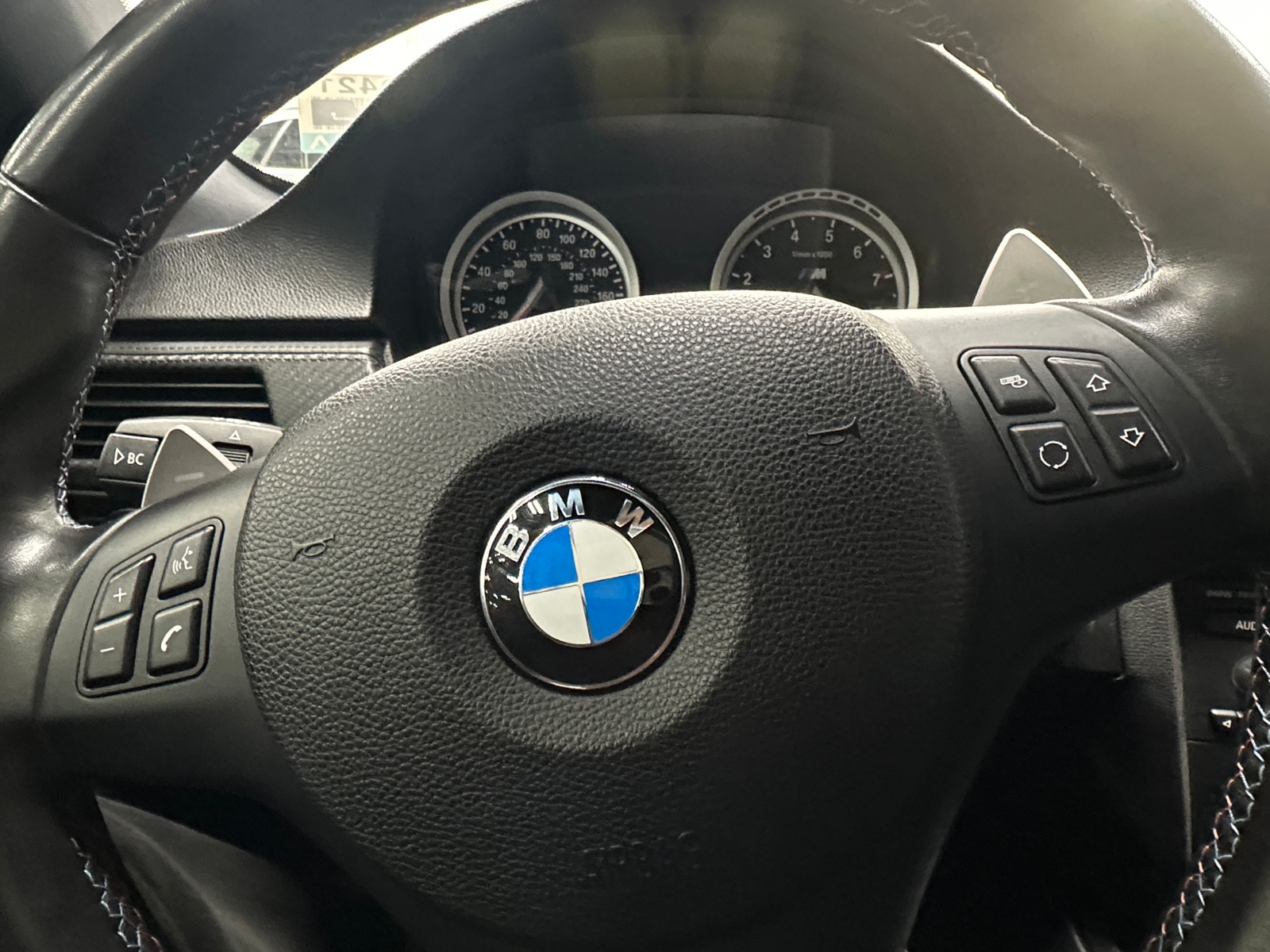 Thumbnail: 2011 BMW M3 - 3