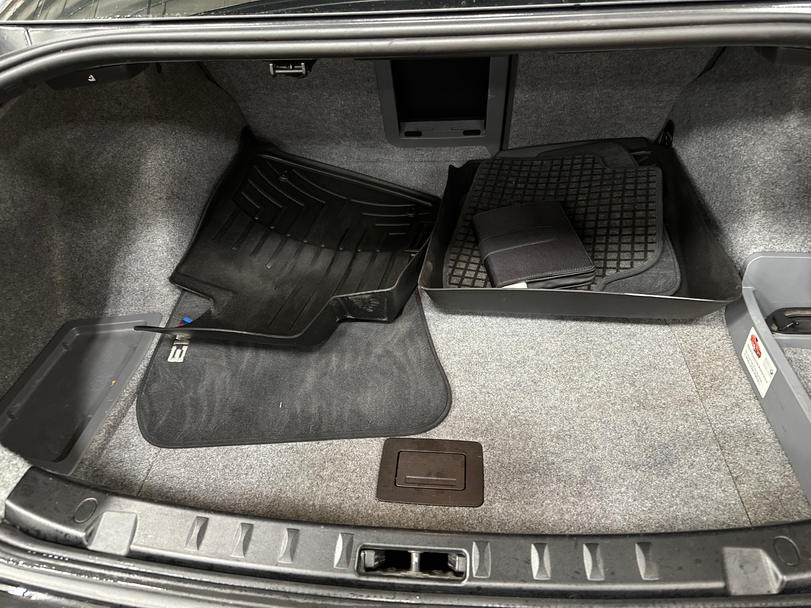 Thumbnail: 2011 BMW M3 - 4